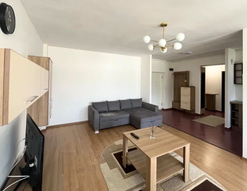 Un apartament care bifează exact ce contează spațiu lumină liniște și parcare — fotografia 4
