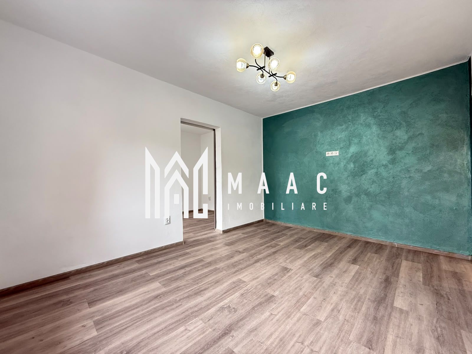 Apartament 2 camere | Renovat | Etaj 3/5 | Mihai Viteazu — fotografia 3