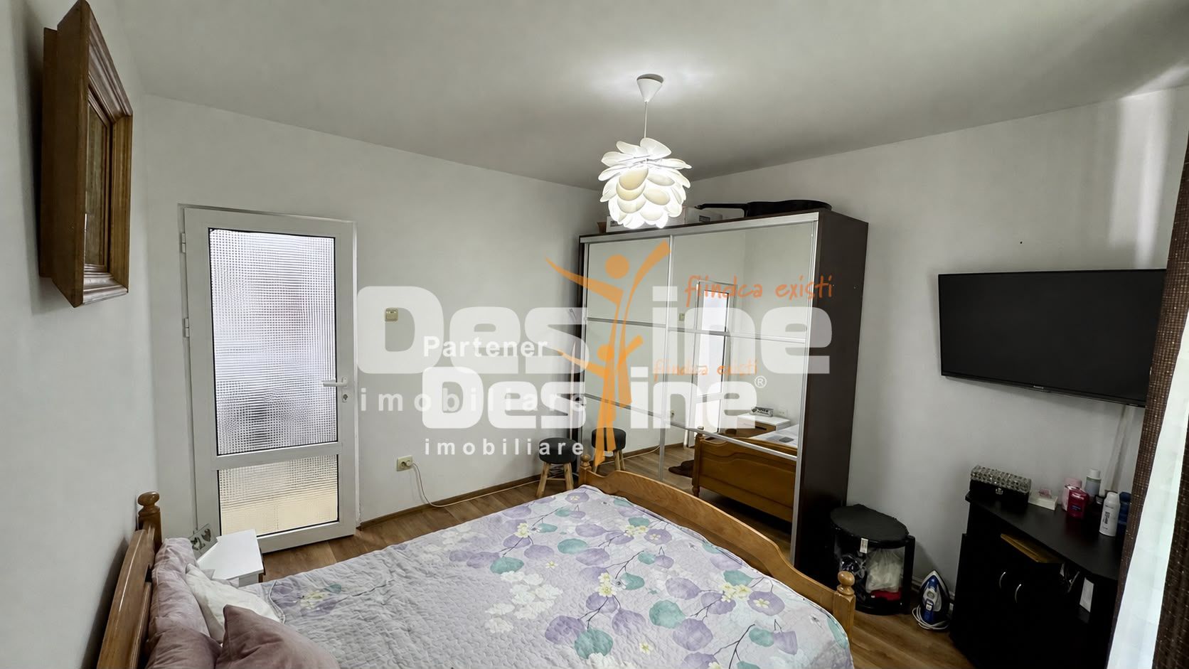 Apartament cu 3 camere, semidecomandat - aproape de centru — fotografia 3