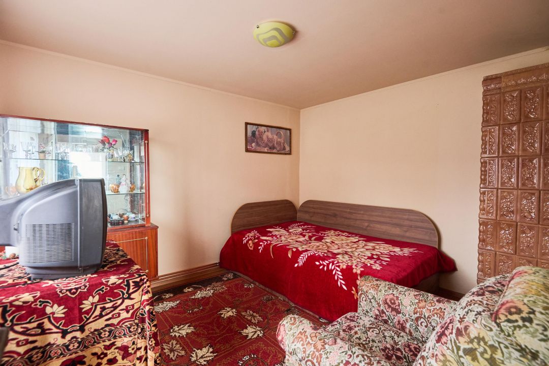 Casa in Leresti, la strada principala, cu rau in spate | teren 831 mp- Campulung — fotografia 4