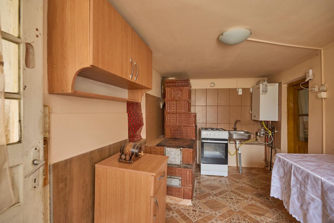 Casa in Leresti, la strada principala, cu rau in spate | teren 831 mp- Campulung — fotografia 5
