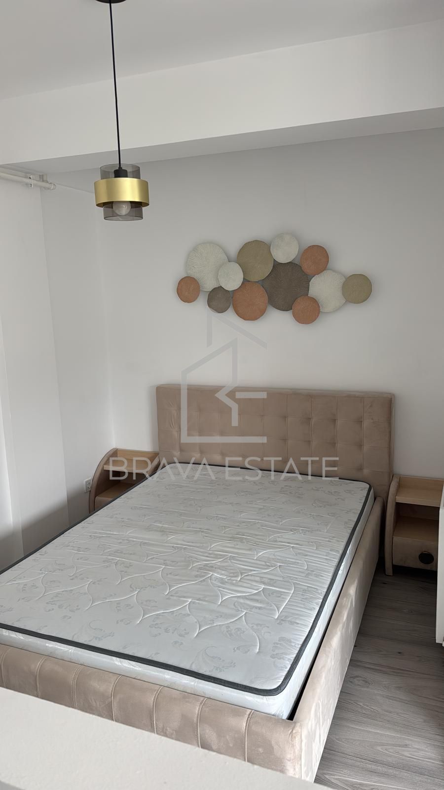 Apartament o cameră, 37mp, balcon, parcare subterană , zona Terra — fotografia 9
