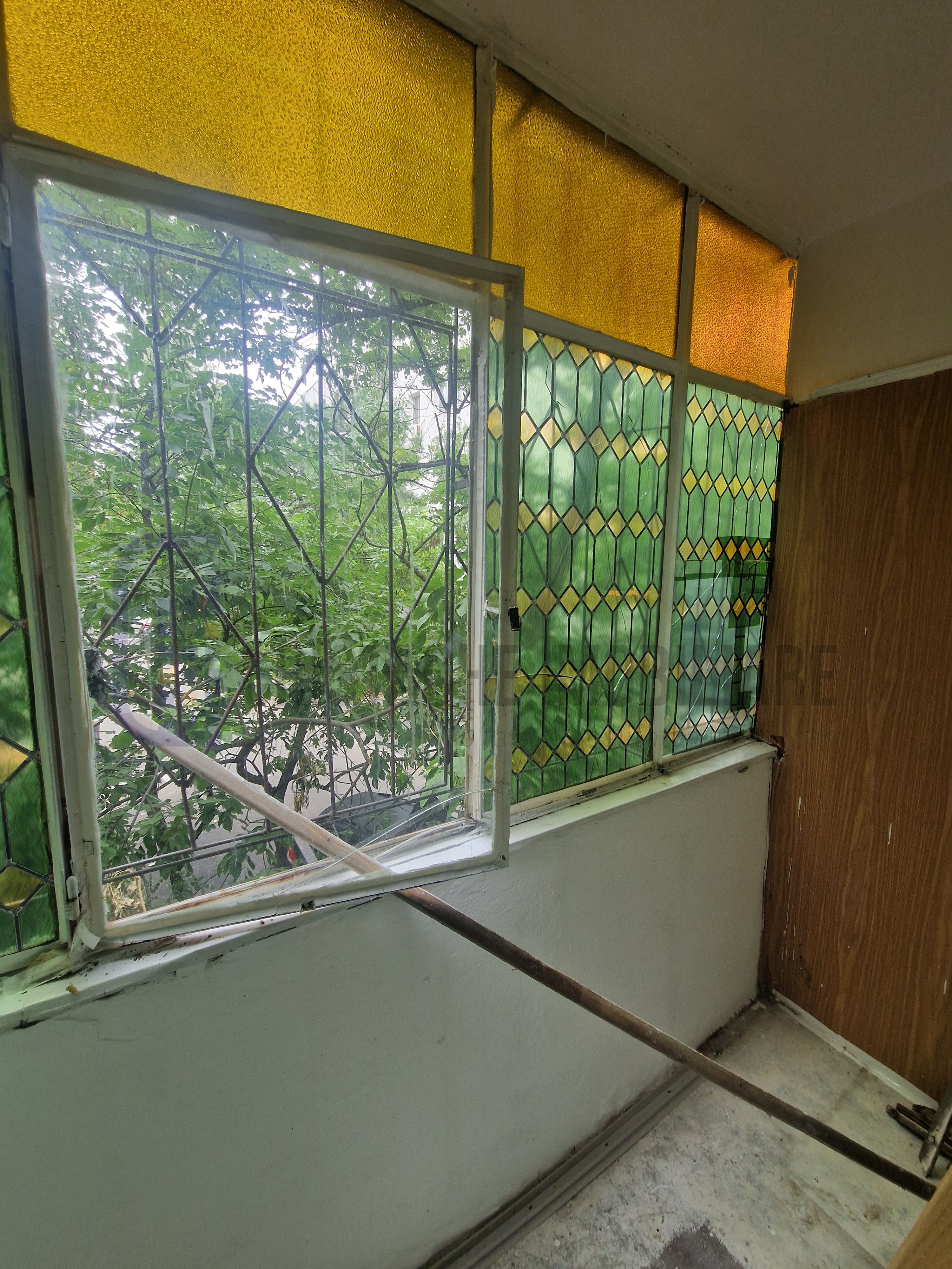 350 € | 2 camere | metrou 10 min. | igenizat — fotografia 9