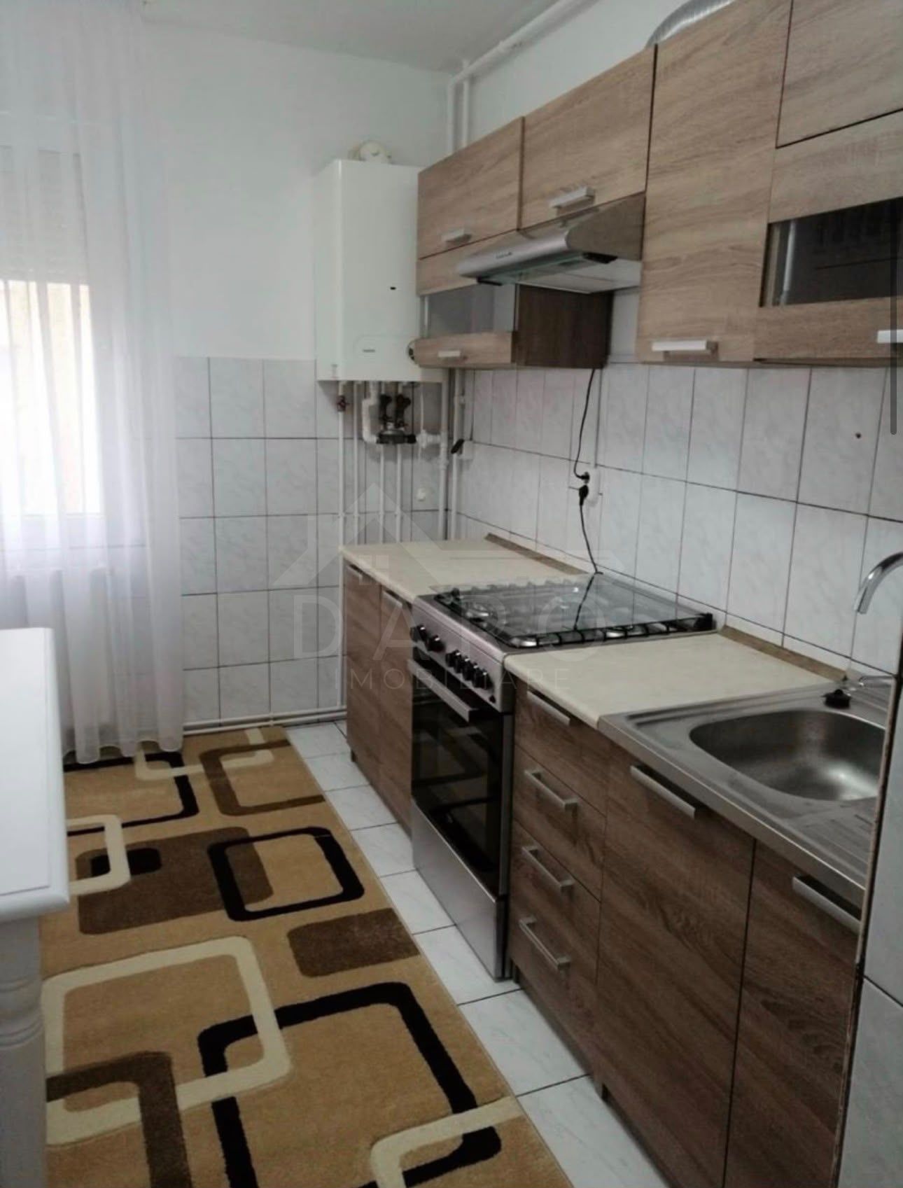 De închiriat apartament cu 2 camere - Sângeorgiu de Mureș — fotografia 5