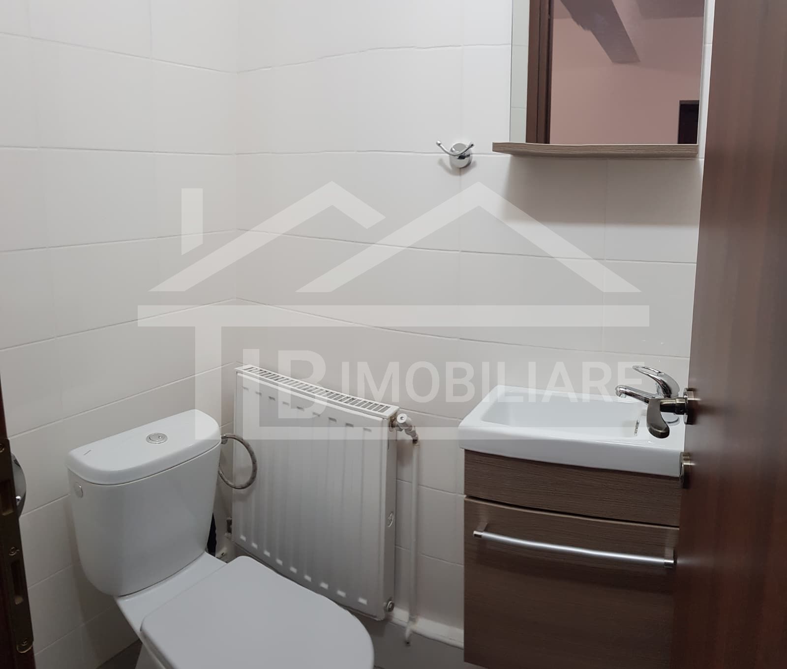 Apartament cu 4 camere, 75mp, Zona Semicentrala — fotografia 10