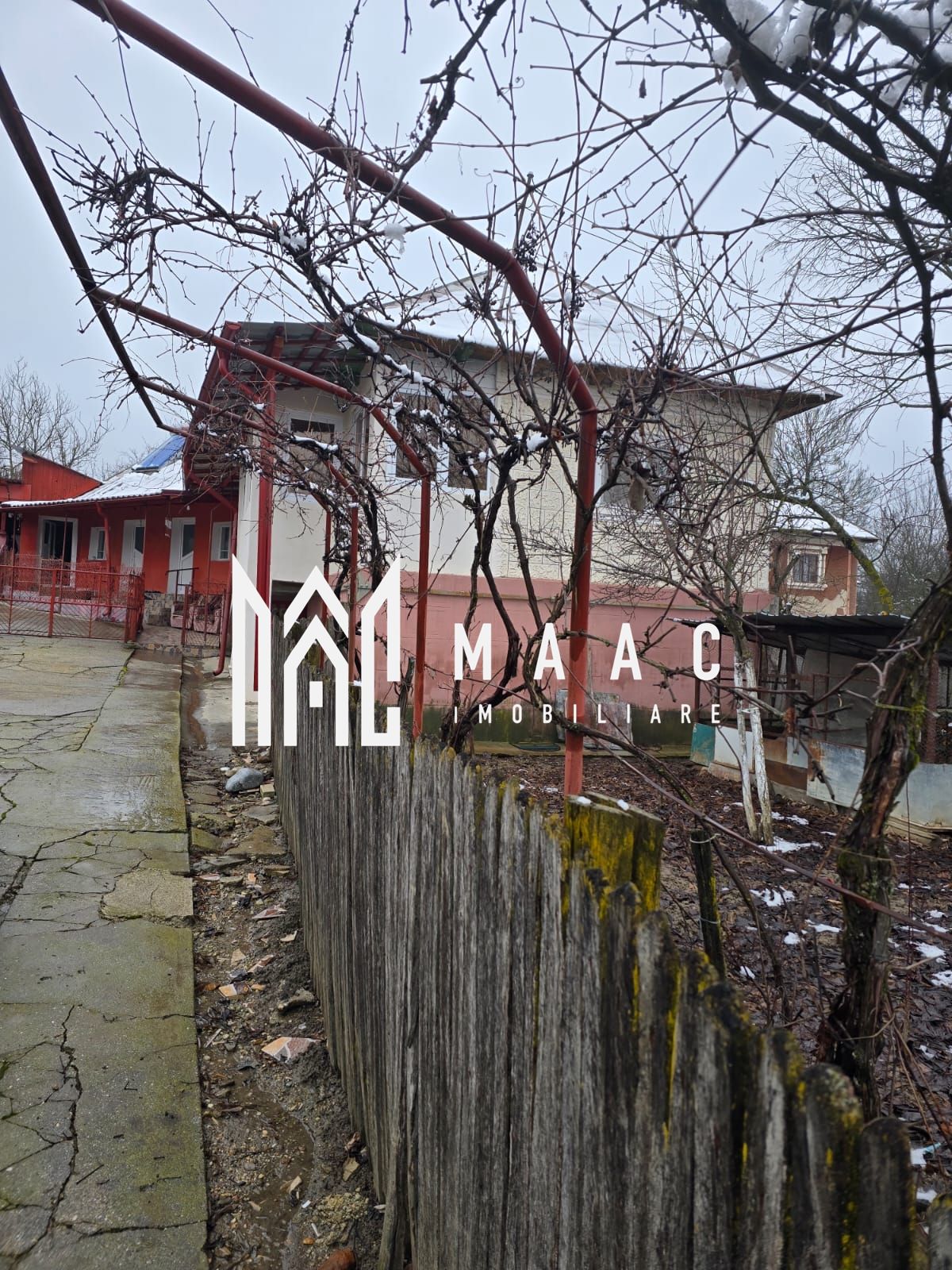 Proprietate cu două case| Comuna Fartatesti — fotografia 16