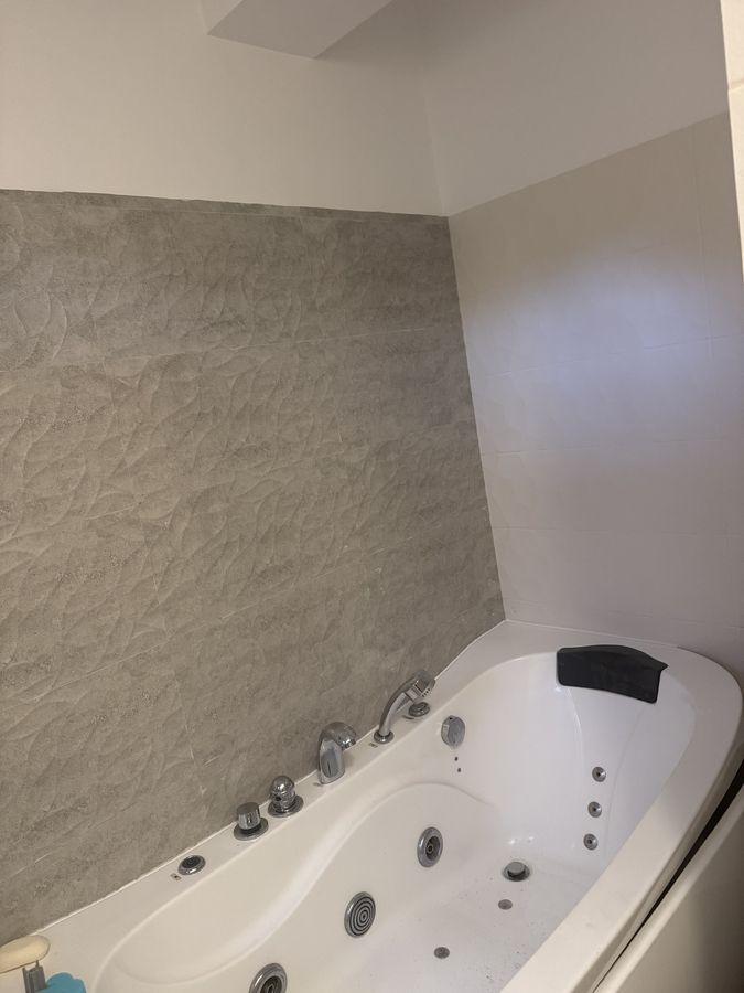 Vand apartament 3 camere in zona Aviatiei (parcare inclusa). — fotografia 6