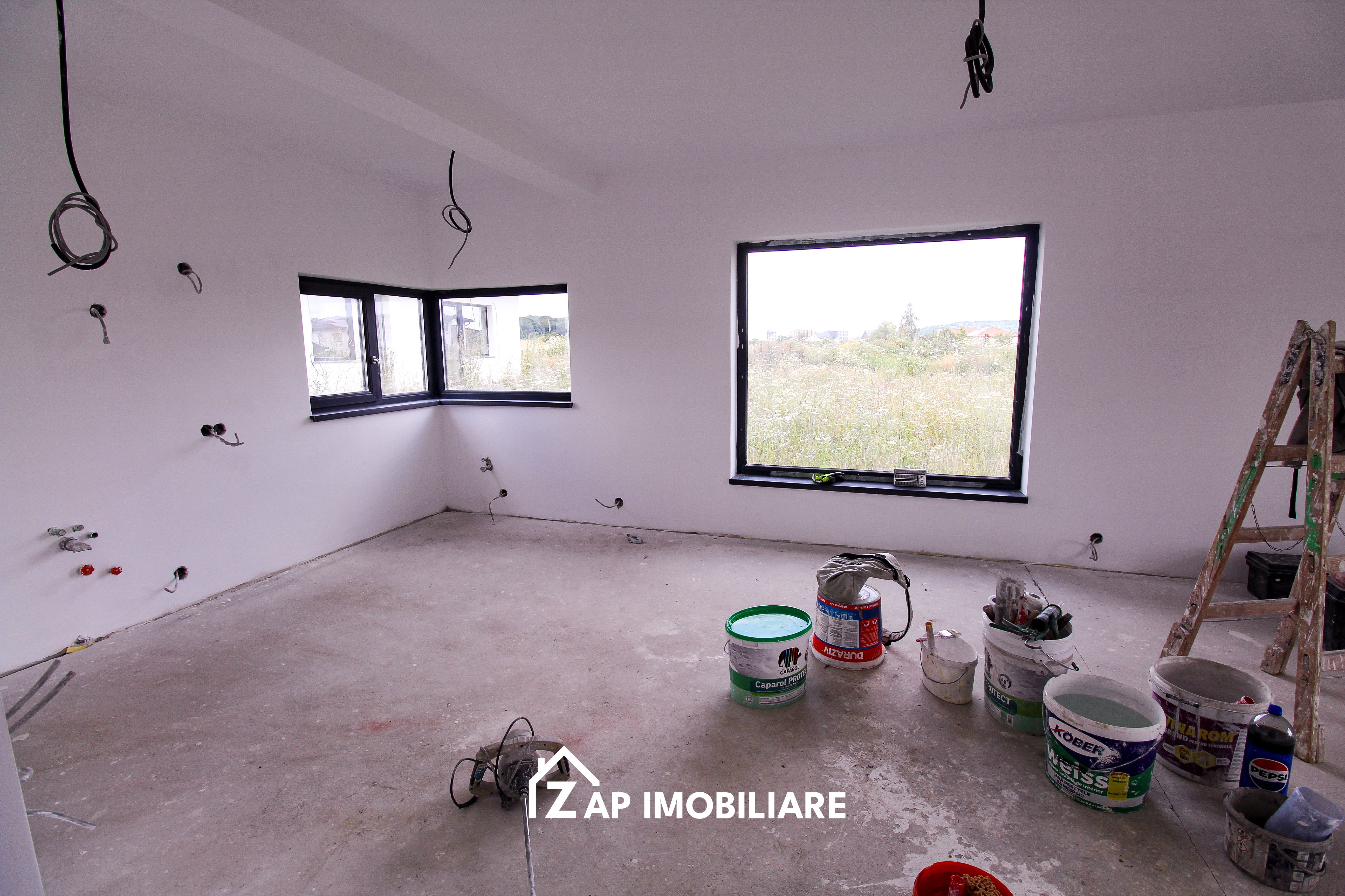 Corunca - Casă Individuală P+1 - 5 Camere (4 Dormitoare) - Teren 490 mp - Semifi — fotografia 13