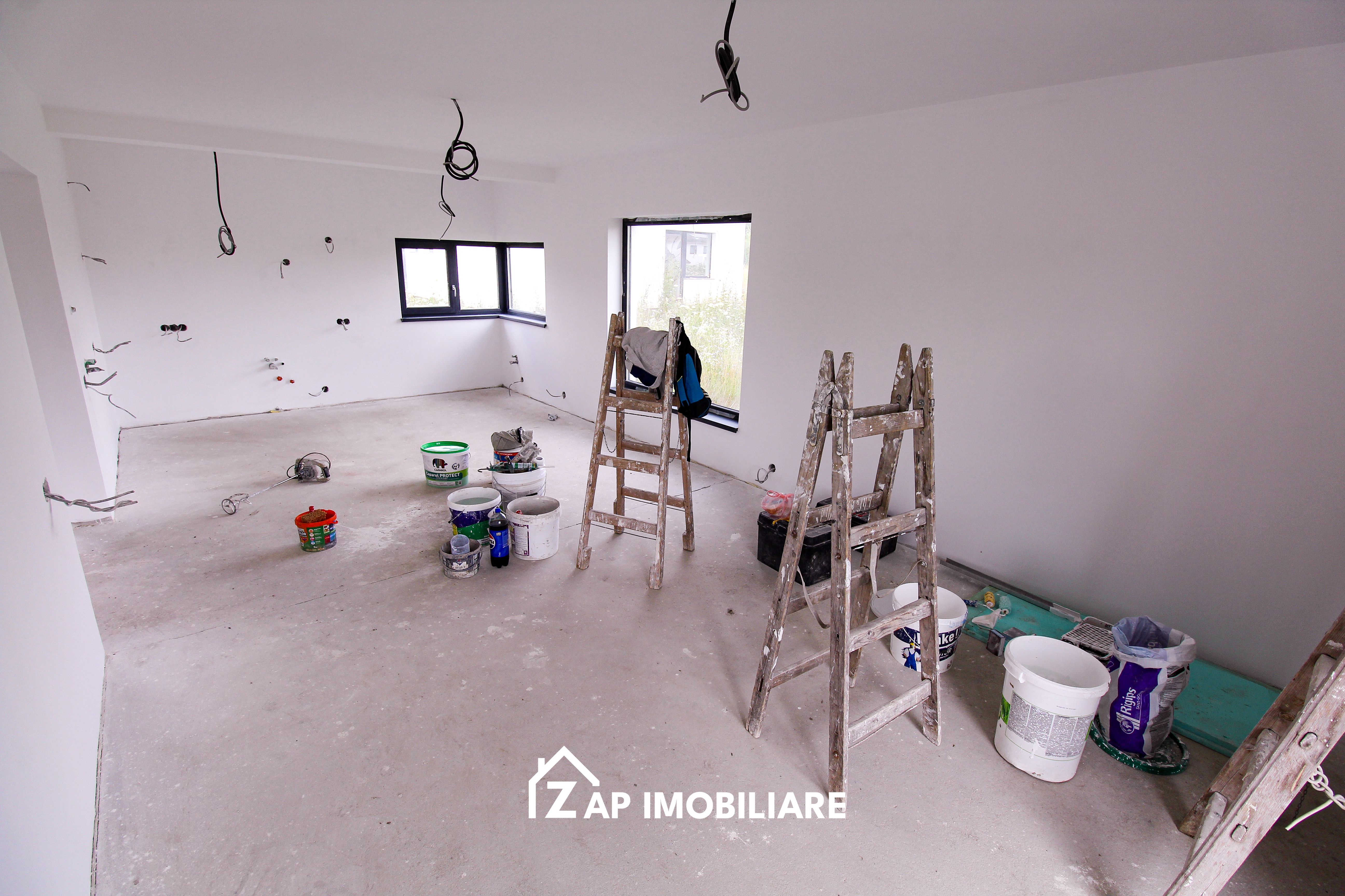 Corunca - Casă Individuală P+1 - 5 Camere (4 Dormitoare) - Teren 490 mp - Semifi — fotografia 9