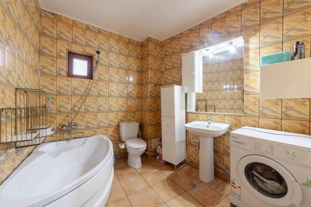 Casa spațioasa  cu 5 camere -  Pitesti - Argeș - 0% Comision! — fotografia 10