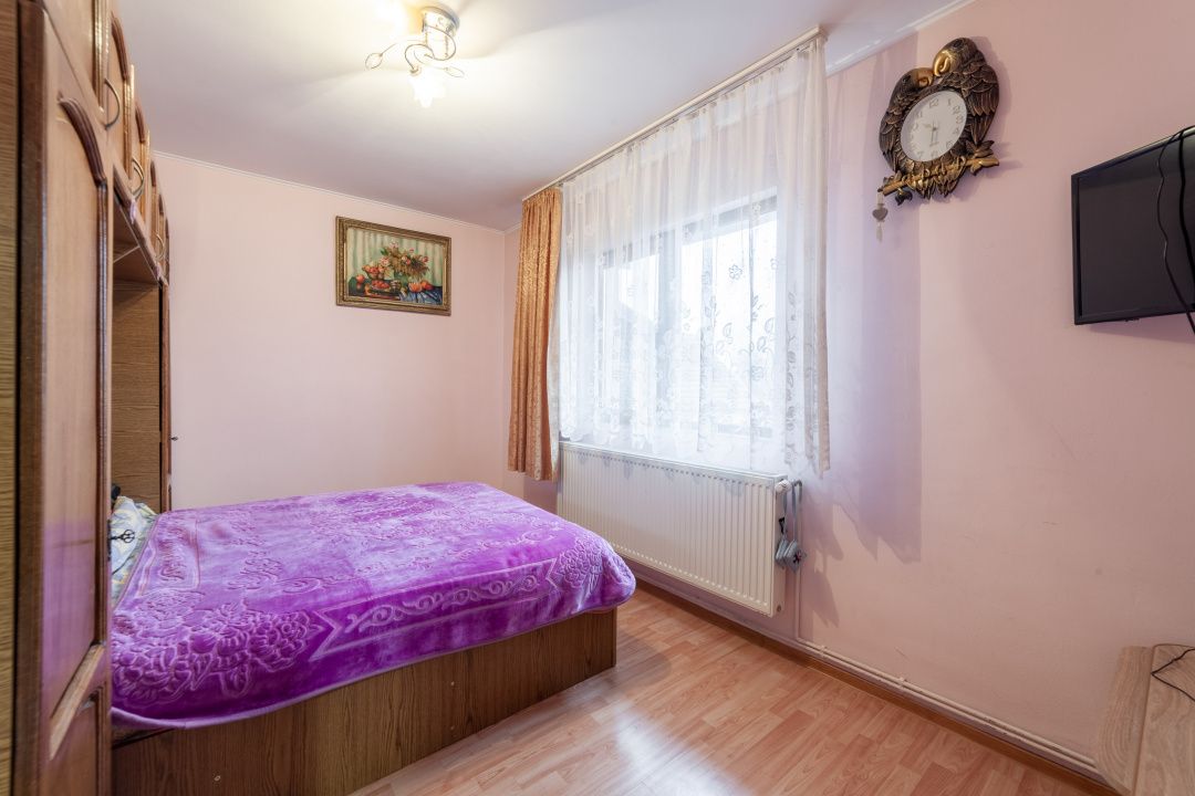 Casa spațioasa  cu 5 camere -  Pitesti - Argeș - 0% Comision! — fotografia 3