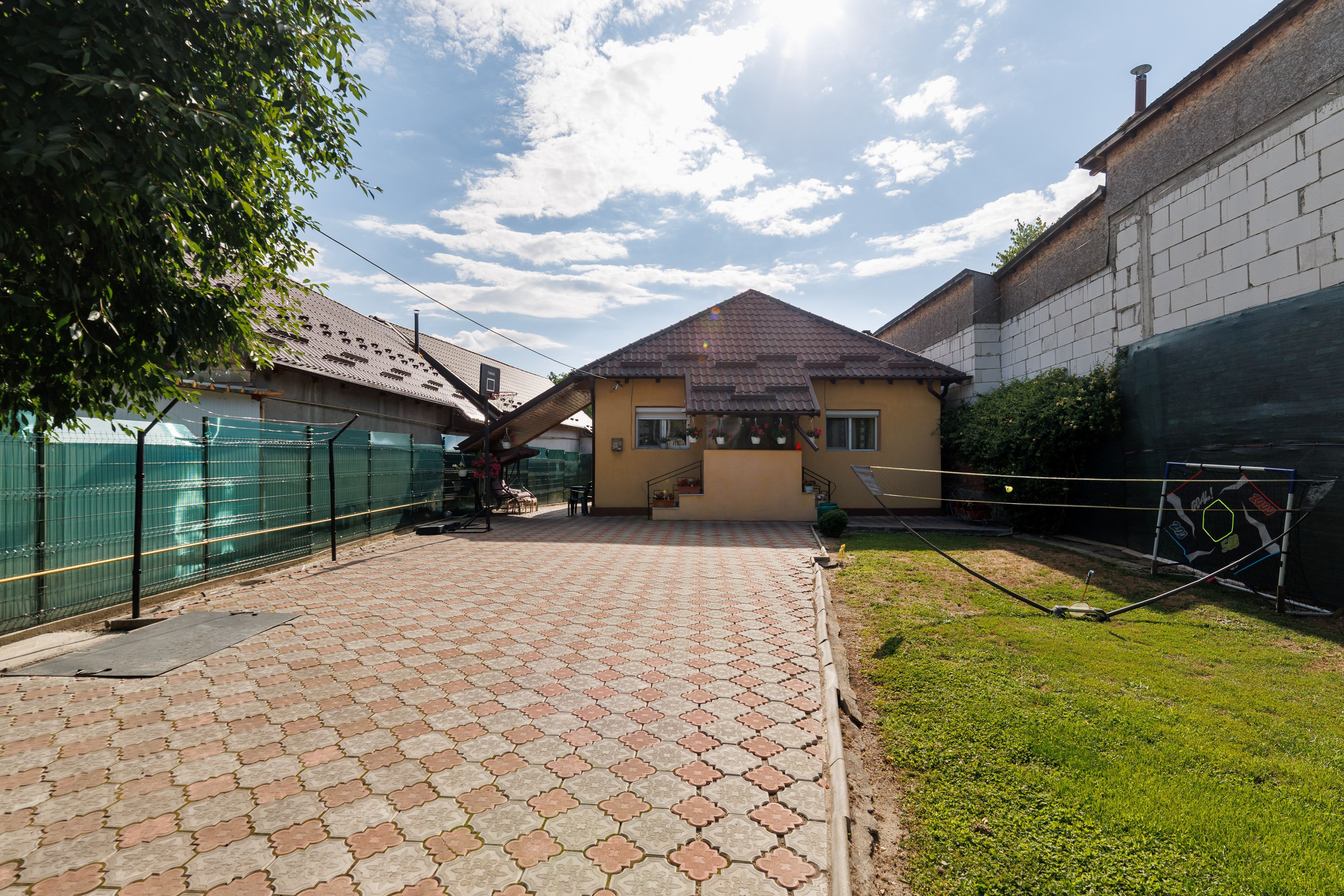 Casă cu teren de 634 mp și beci | Calea Câmpulung, Pitești — fotografia 2