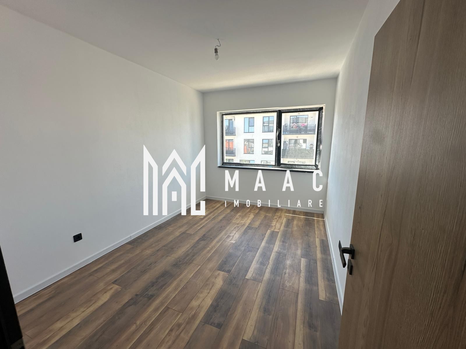 Apartament 3 camere de vânzare | Șelimbăr | curte 40 mp — fotografia 3