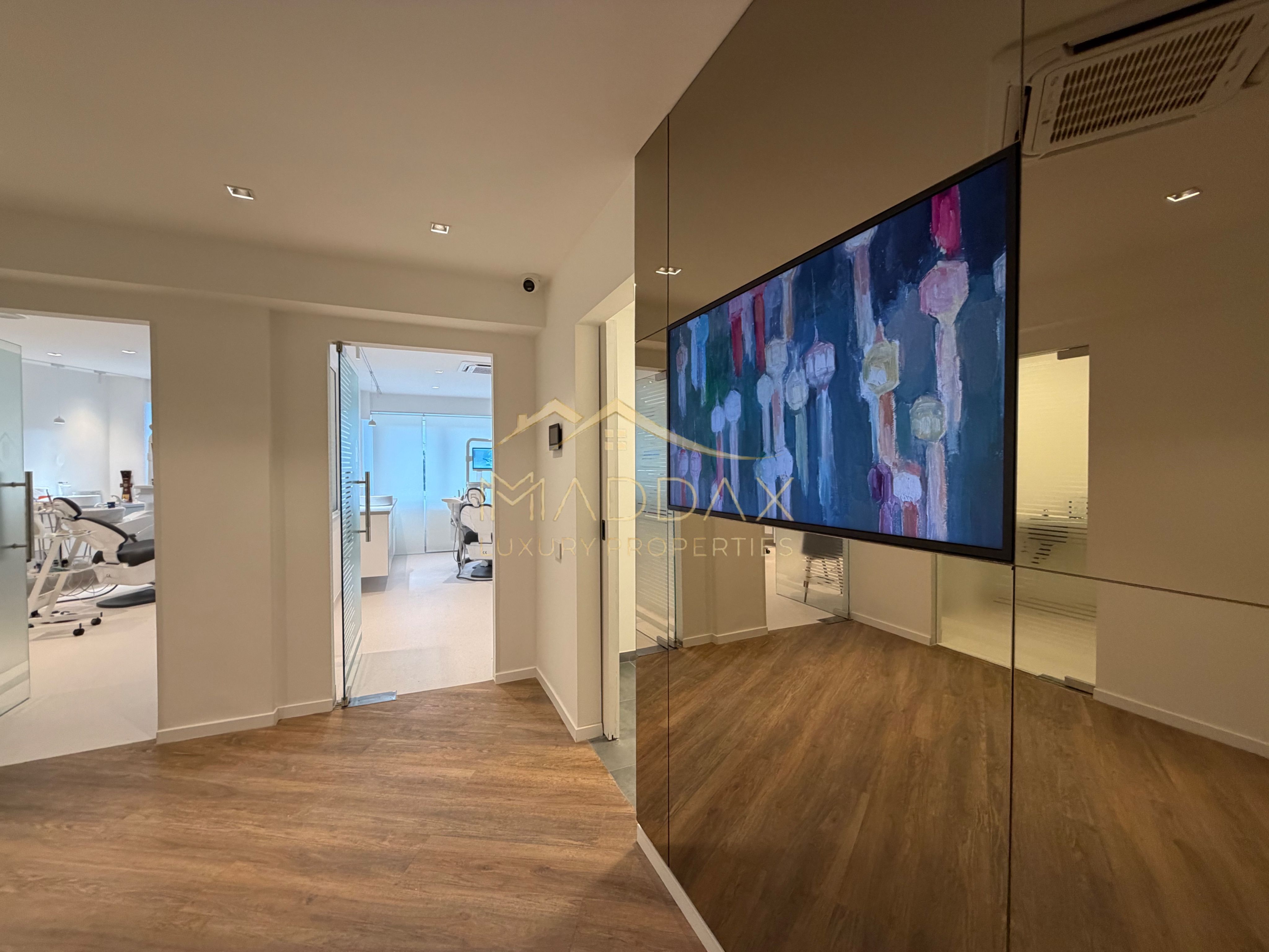 Spatiu comercial *105mp* / cabinet stomatologic / Sos. Nordului Herastrau — fotografia 10