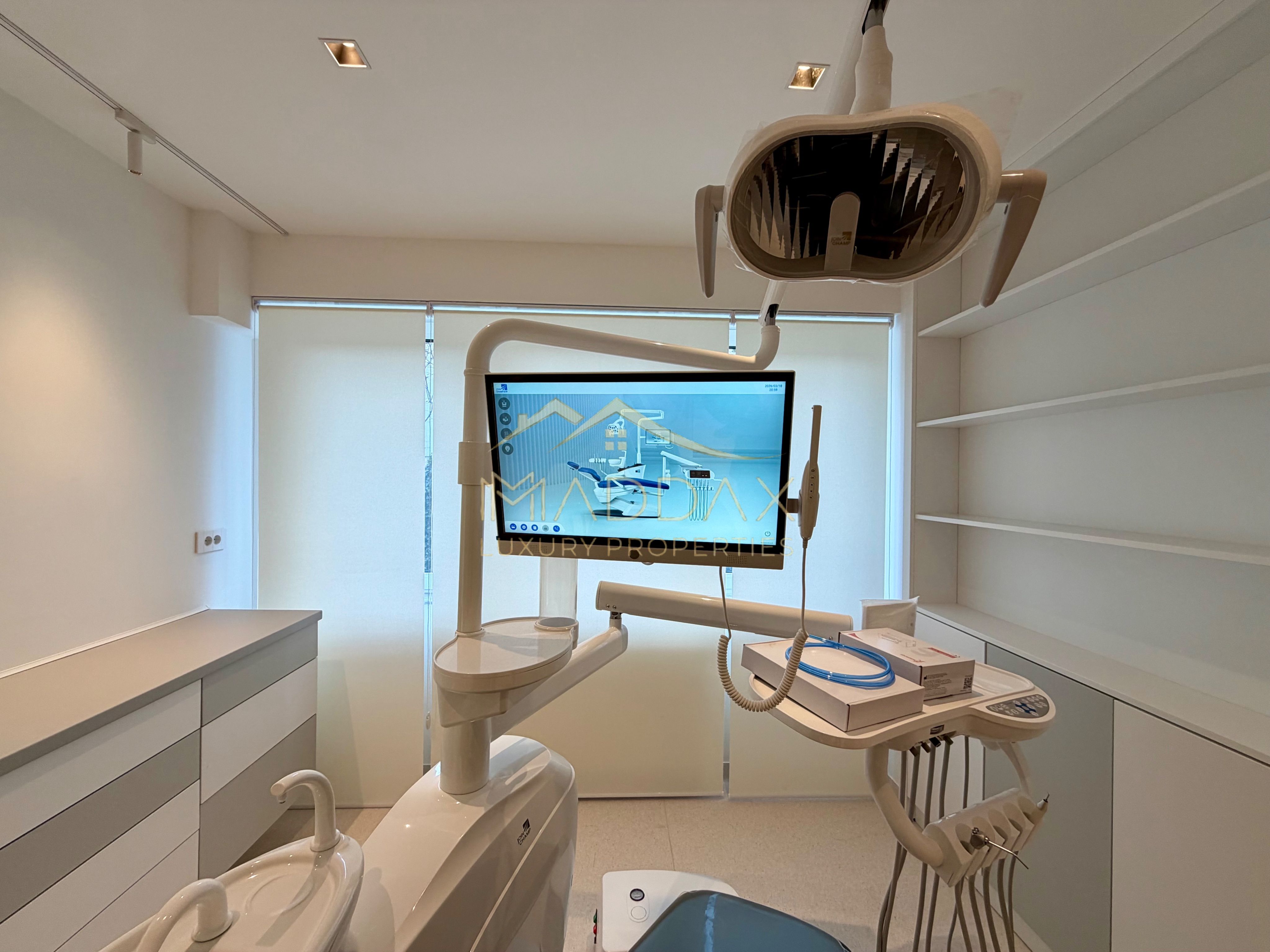 Spatiu comercial *105mp* / cabinet stomatologic / Sos. Nordului Herastrau — fotografia 15