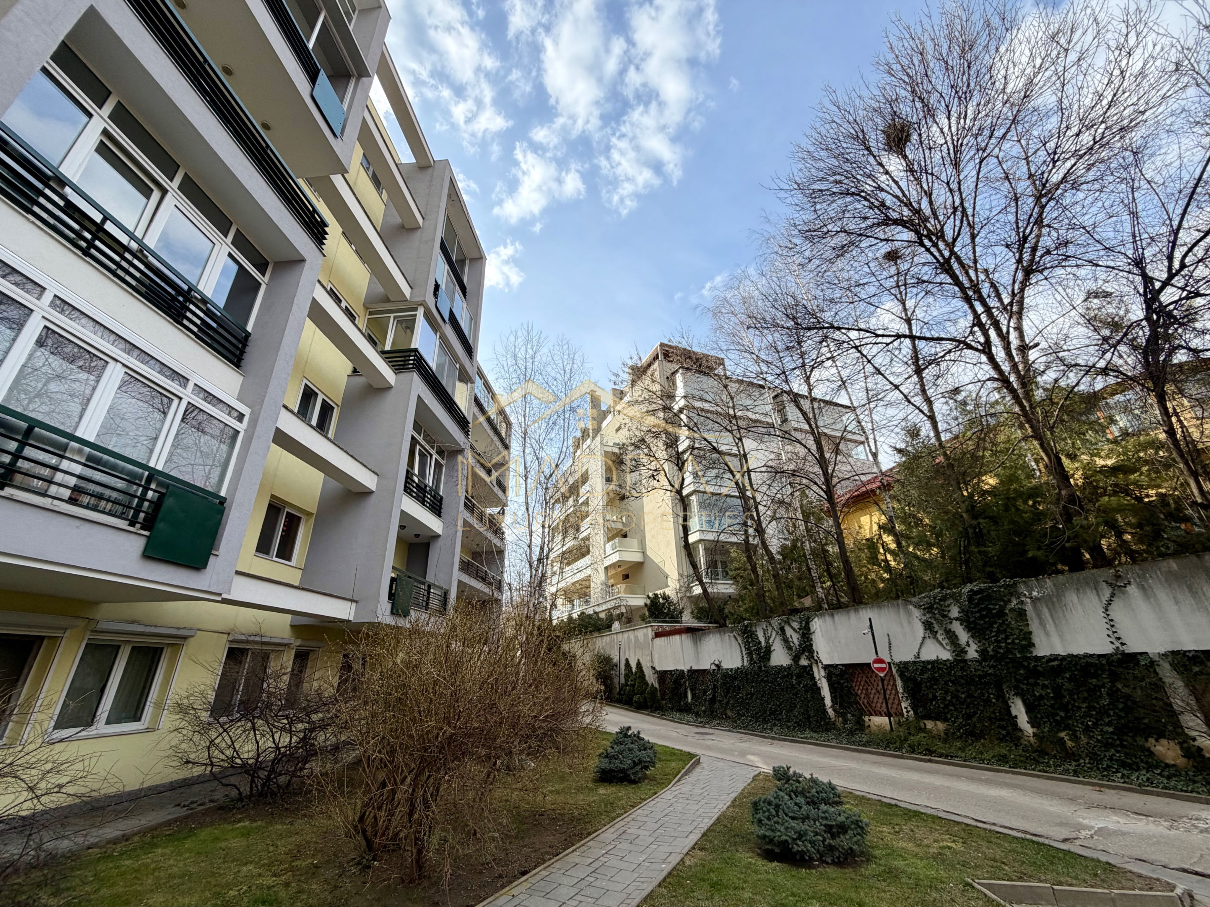 Spatiu comercial *105mp* / cabinet stomatologic / Sos. Nordului Herastrau — fotografia 44