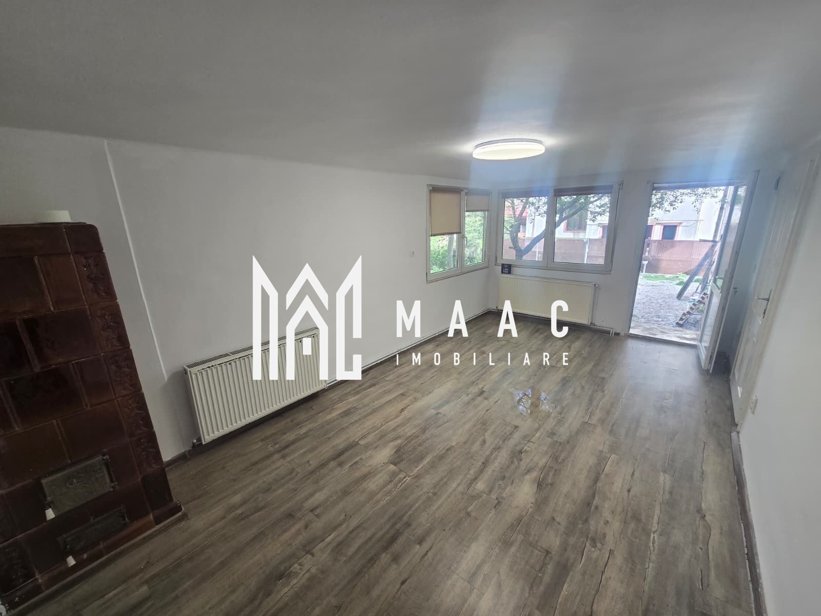 Apartament la casa cu 3 camere si curte Strada Bucegi — fotografia 3