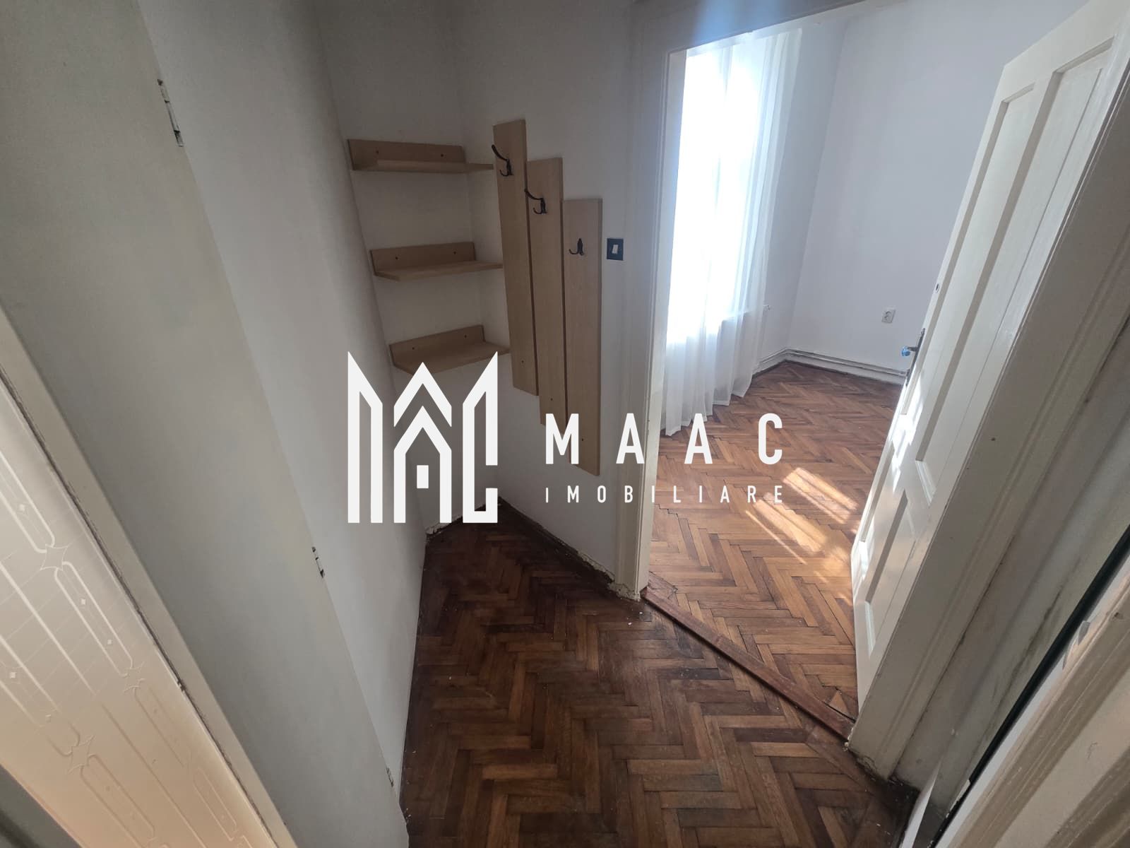 Apartament la casa cu 3 camere si curte Strada Bucegi — fotografia 8