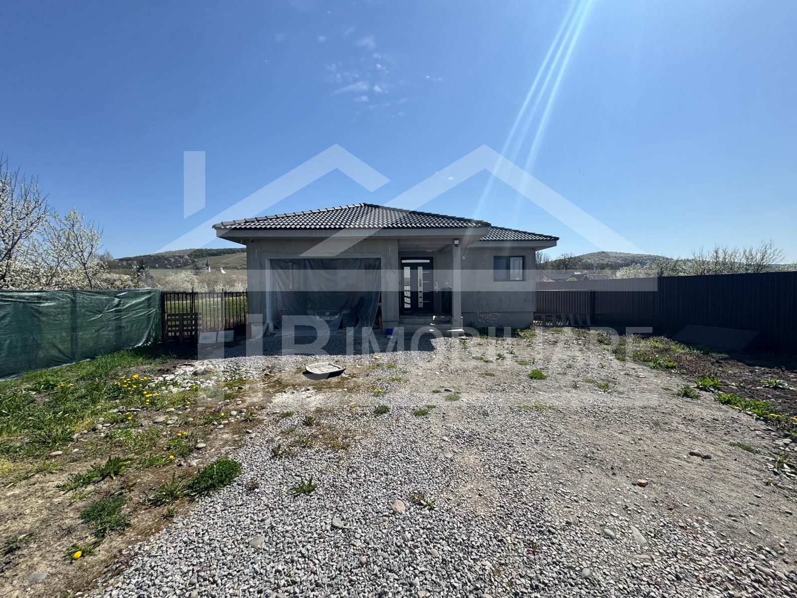 Casa individuala, 200 mp, 1399 mp teren, Zona Ernei