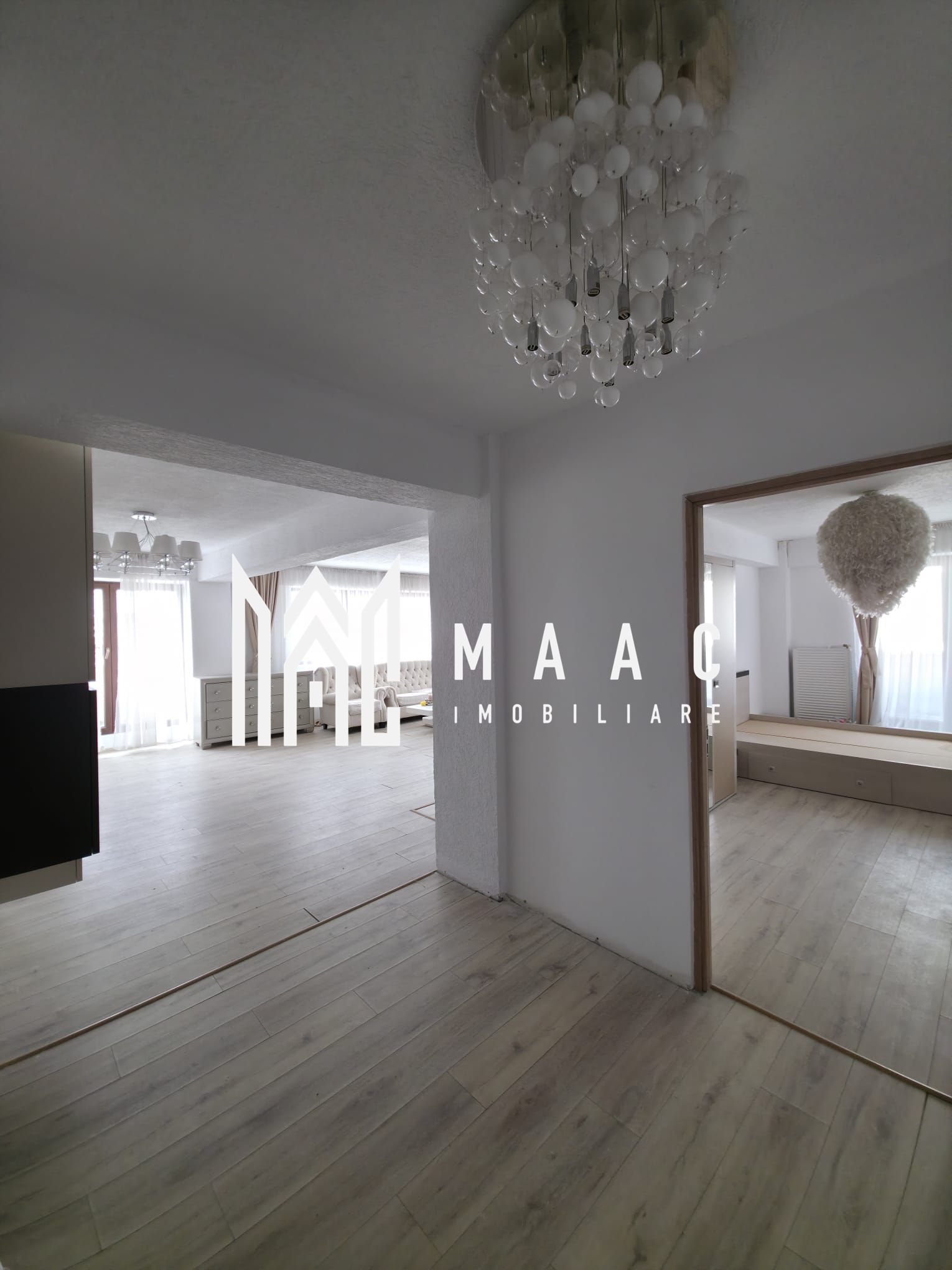 Penthouse 3 camere decomandate 90 mpu Doamna Stanca — fotografia 10
