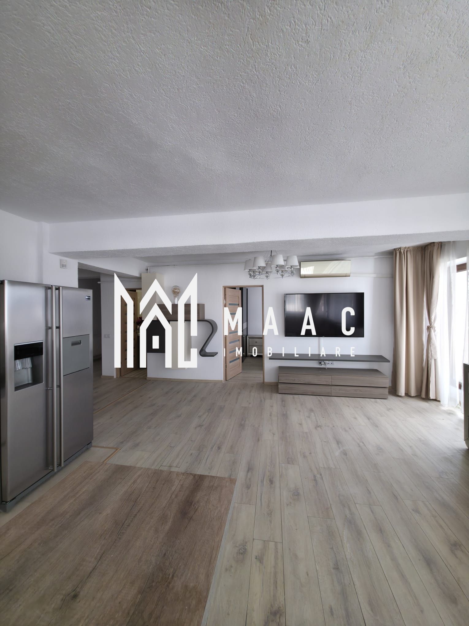 Penthouse 3 camere decomandate 90 mpu Doamna Stanca — fotografia 5