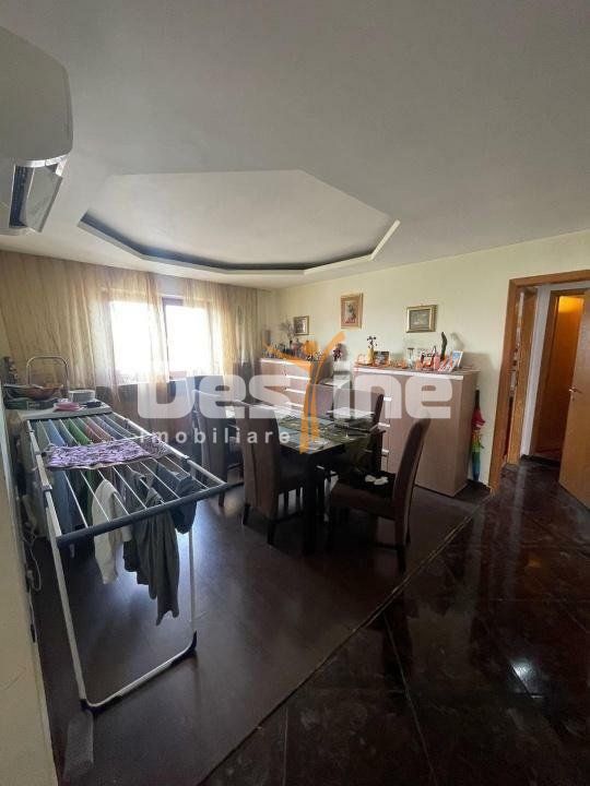 13 Septembrie | 4 camere | 94mp | et 8 | dec | 200.900 euro — fotografia 5