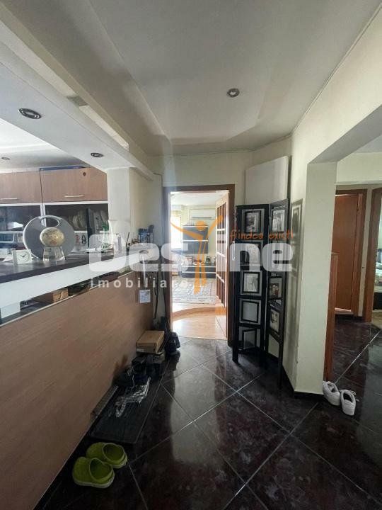 13 Septembrie | 4 camere | 94mp | et 8 | dec | 200.900 euro — fotografia 6
