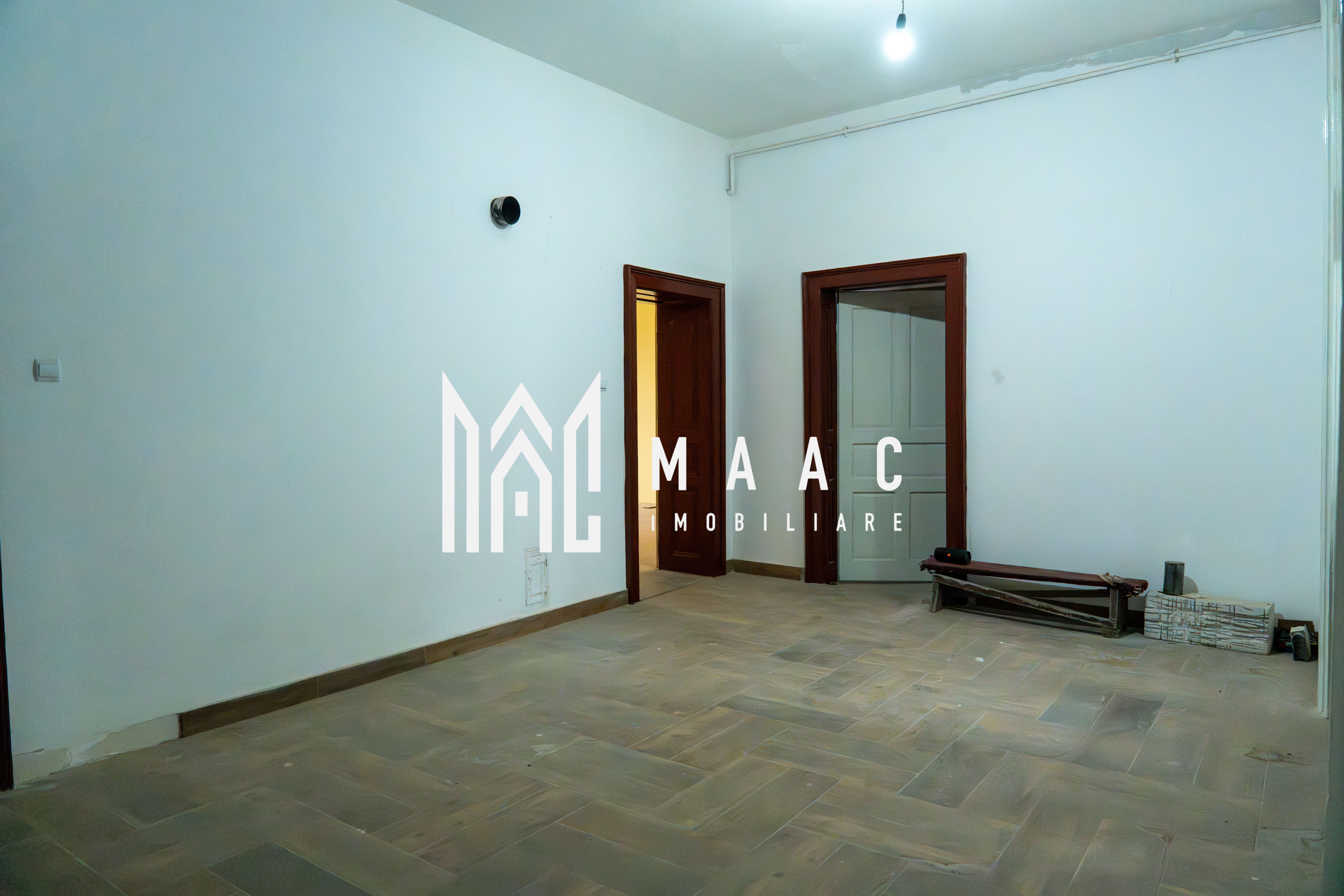 Spatiu comercial/ Birou I 9 camere I 360 mpu I Centru-Agnita — fotografia 10
