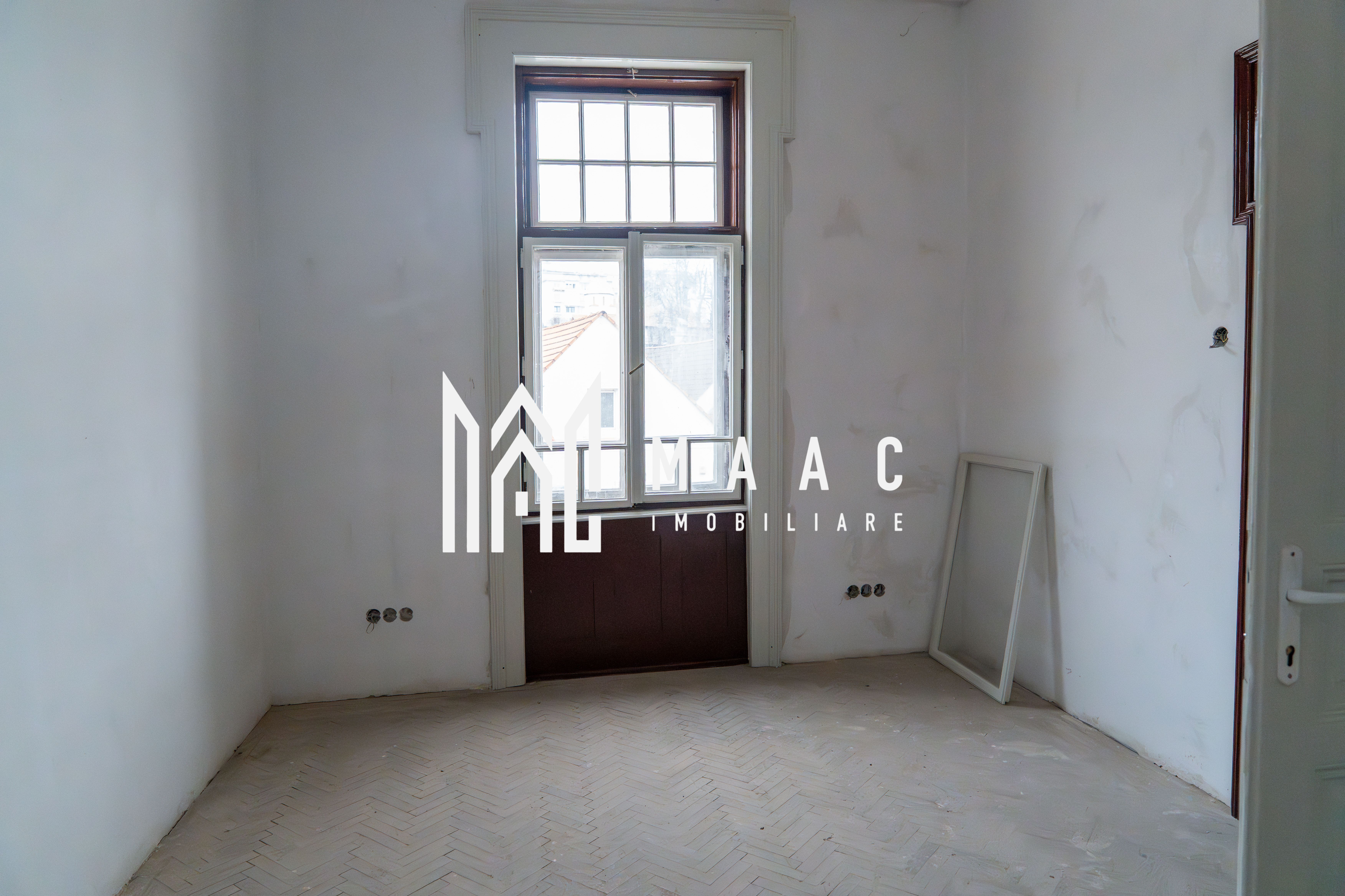 Spatiu comercial/ Birou I 9 camere I 360 mpu I Centru-Agnita — fotografia 11