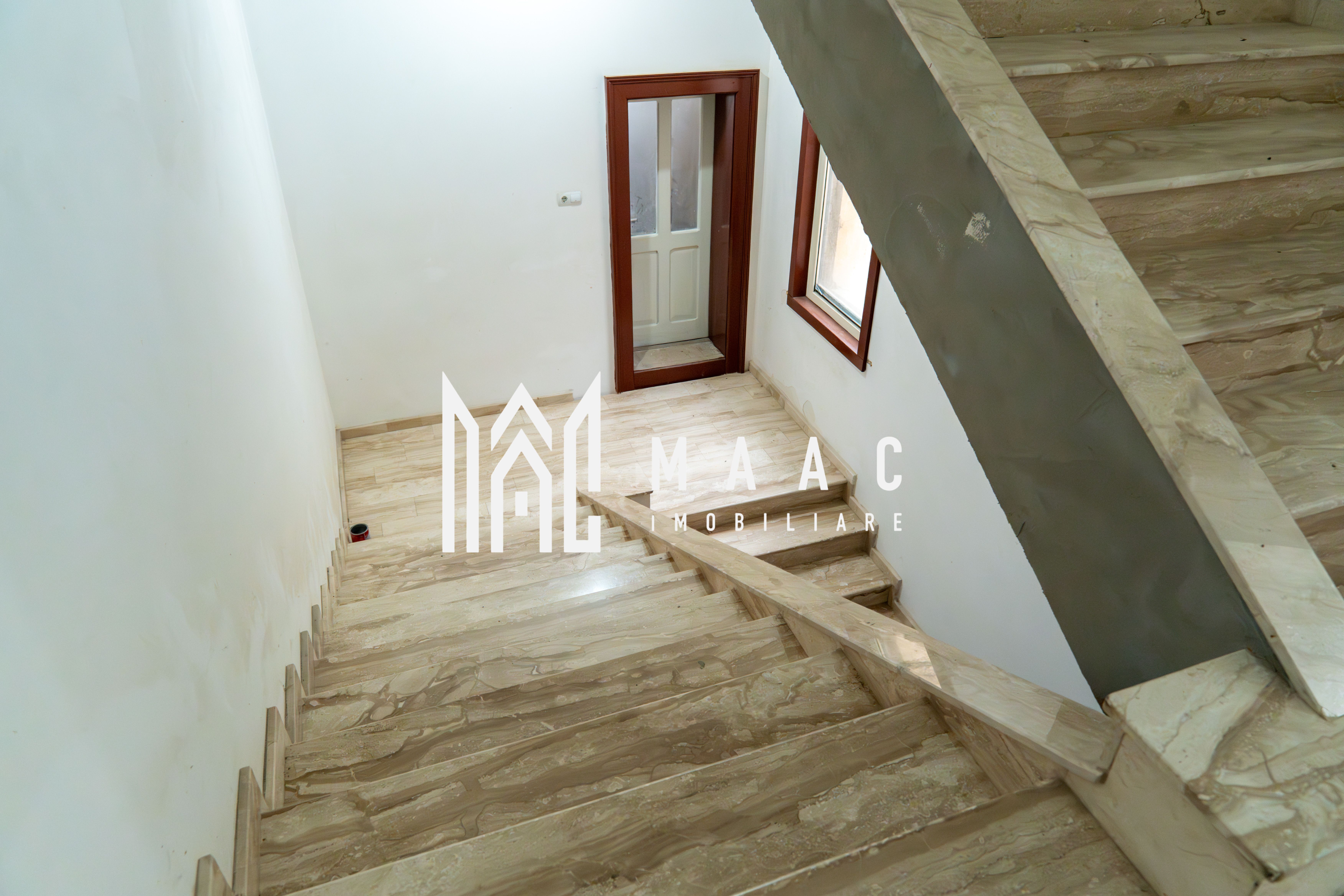 Spatiu comercial/ Birou I 9 camere I 360 mpu I Centru-Agnita — fotografia 5