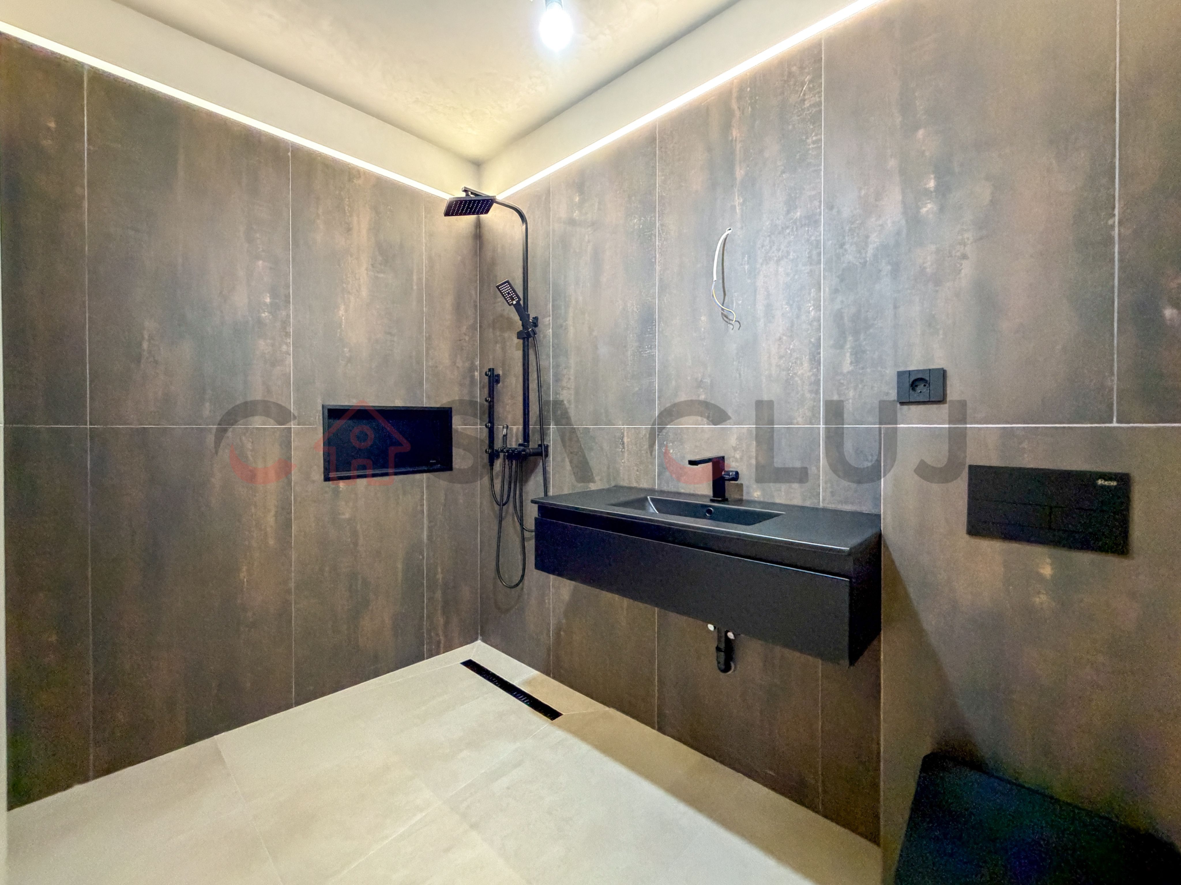 3 camere confort sporit, imobil nou premium — fotografia 8