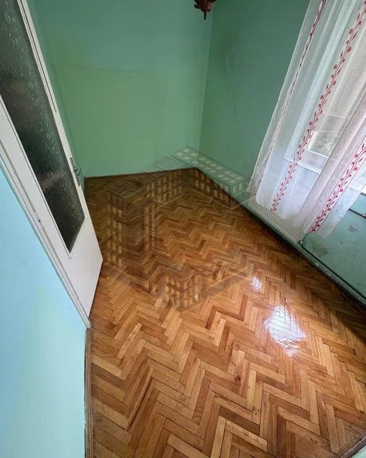 Apartament cu 2 camere, semidecomandat, zona Soarelui — fotografia 3