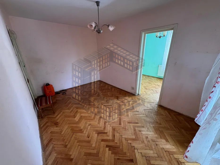 Apartament cu 2 camere, semidecomandat, zona Soarelui — fotografia 4