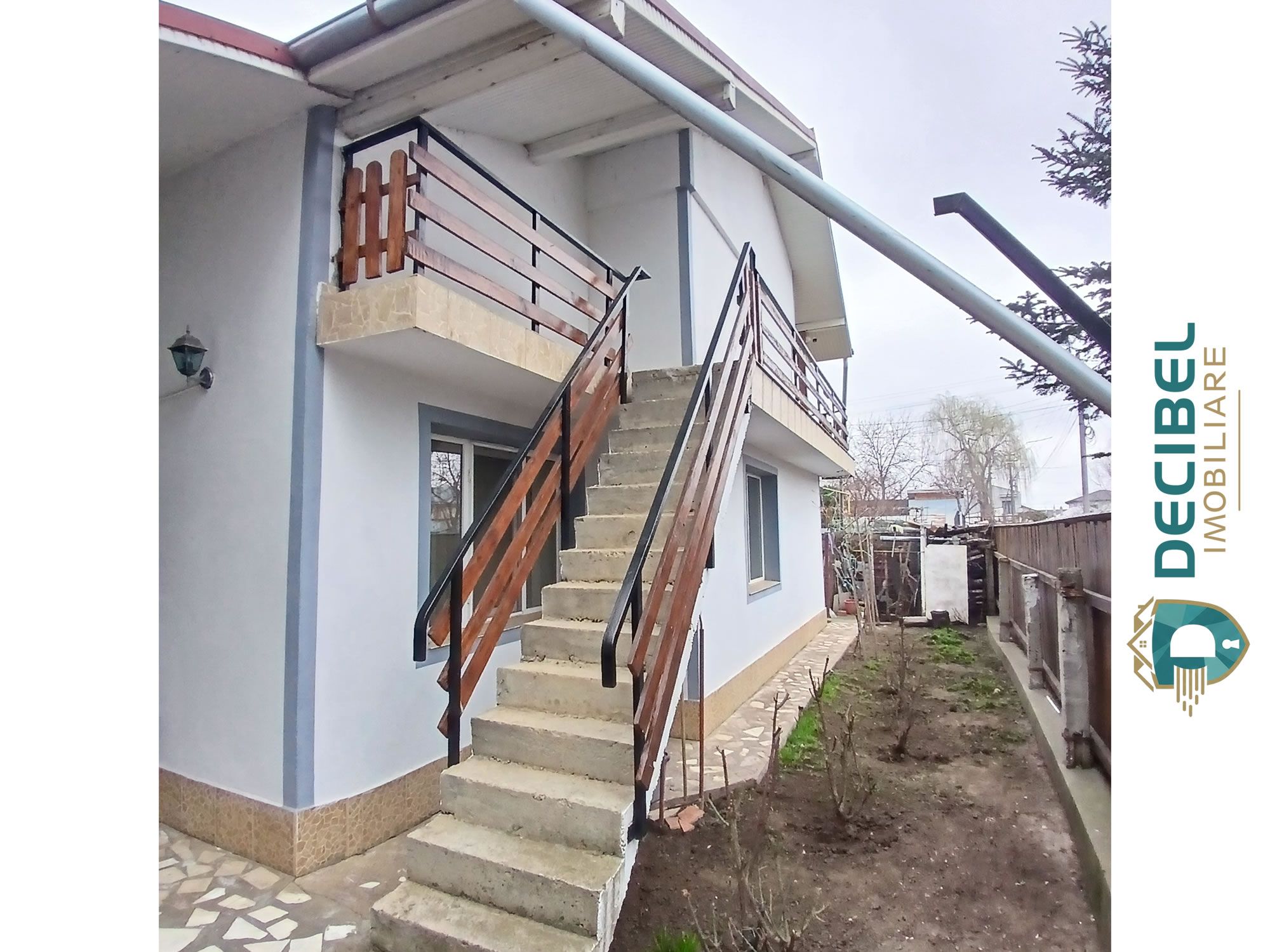 Casă cu mansardă și 4 camere în Cartierul CFR – Tecuci — fotografia 4