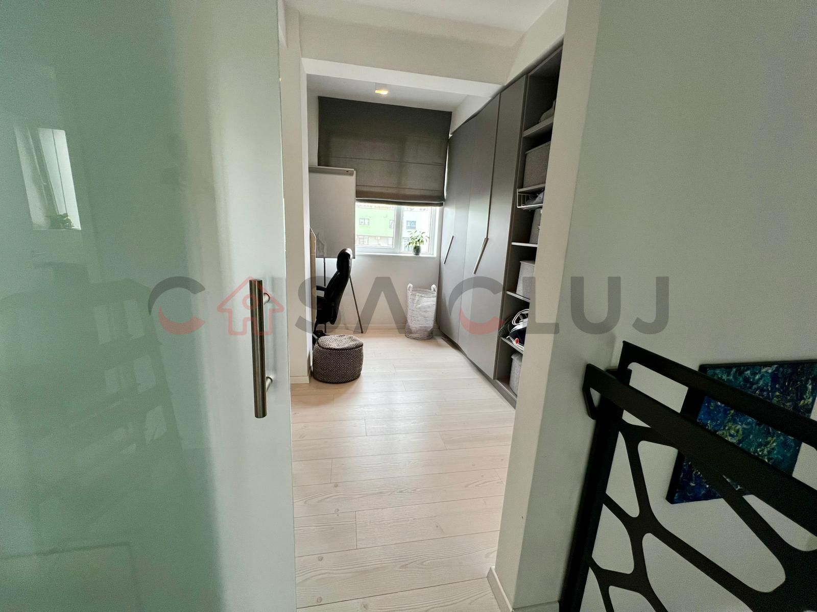 4 camere la cheie, pe 2 niveluri, Soporului! — fotografia 13