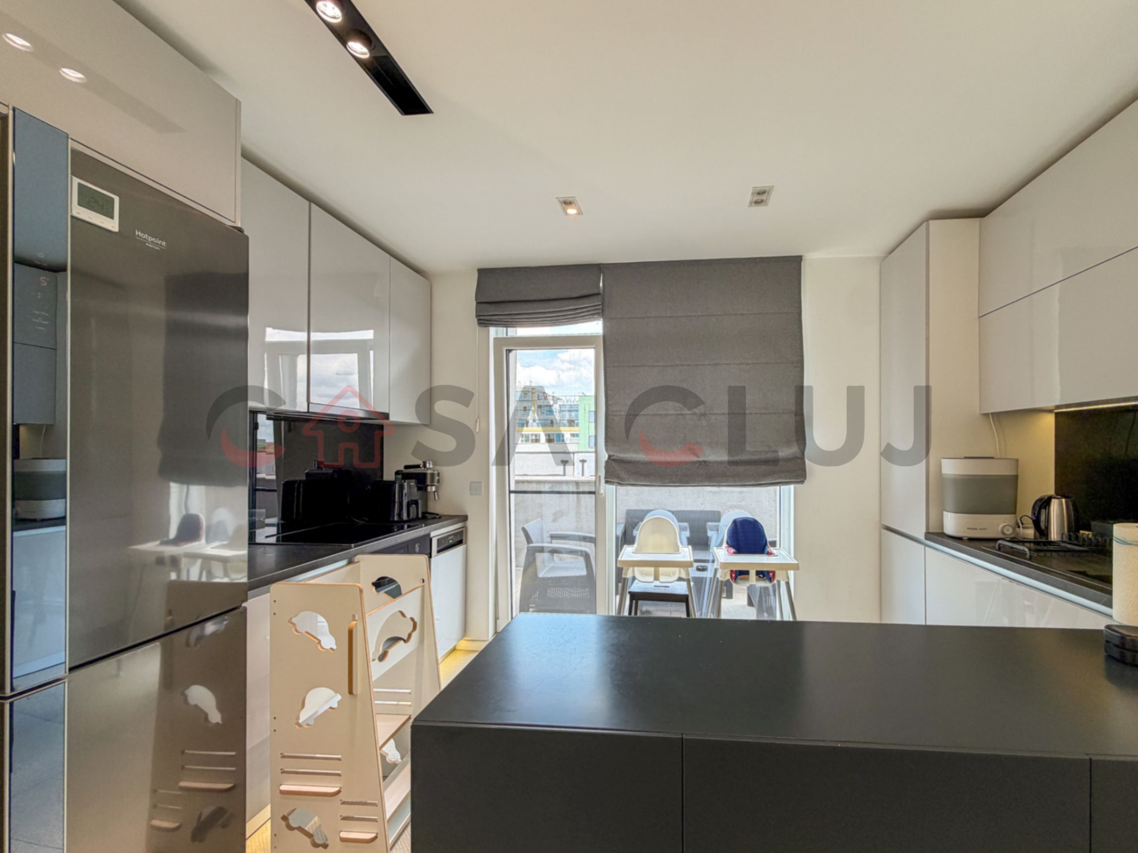 4 camere la cheie, pe 2 niveluri, Soporului! — fotografia 7