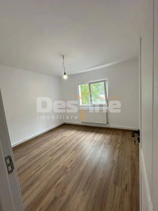 Apartament decomandat- 4 camere* Dacia — fotografia 3