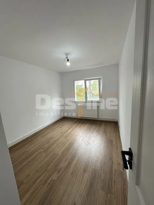 Apartament decomandat- 4 camere* Dacia — fotografia 4