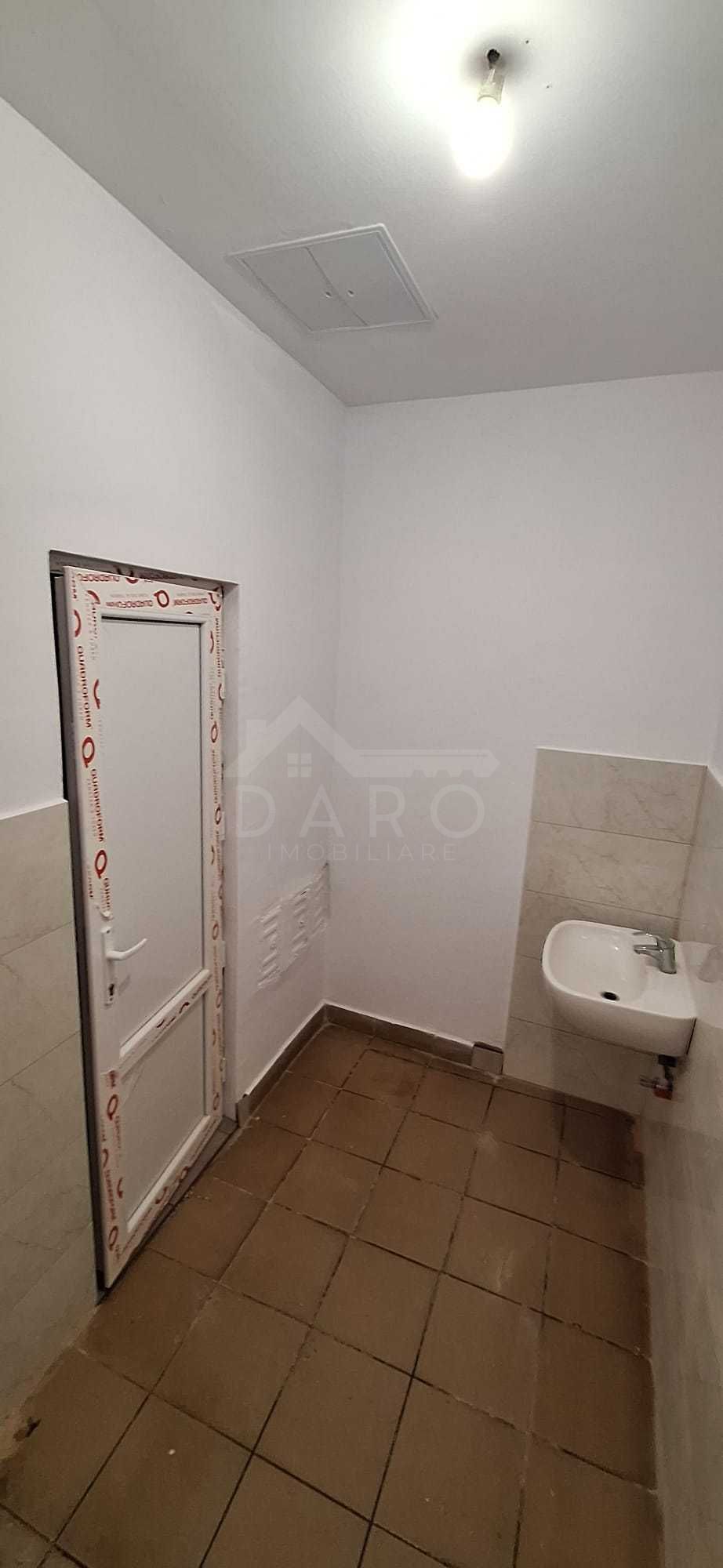 Închiriez spațiu comercial în centrul din Cristești – 75 mp — fotografia 5