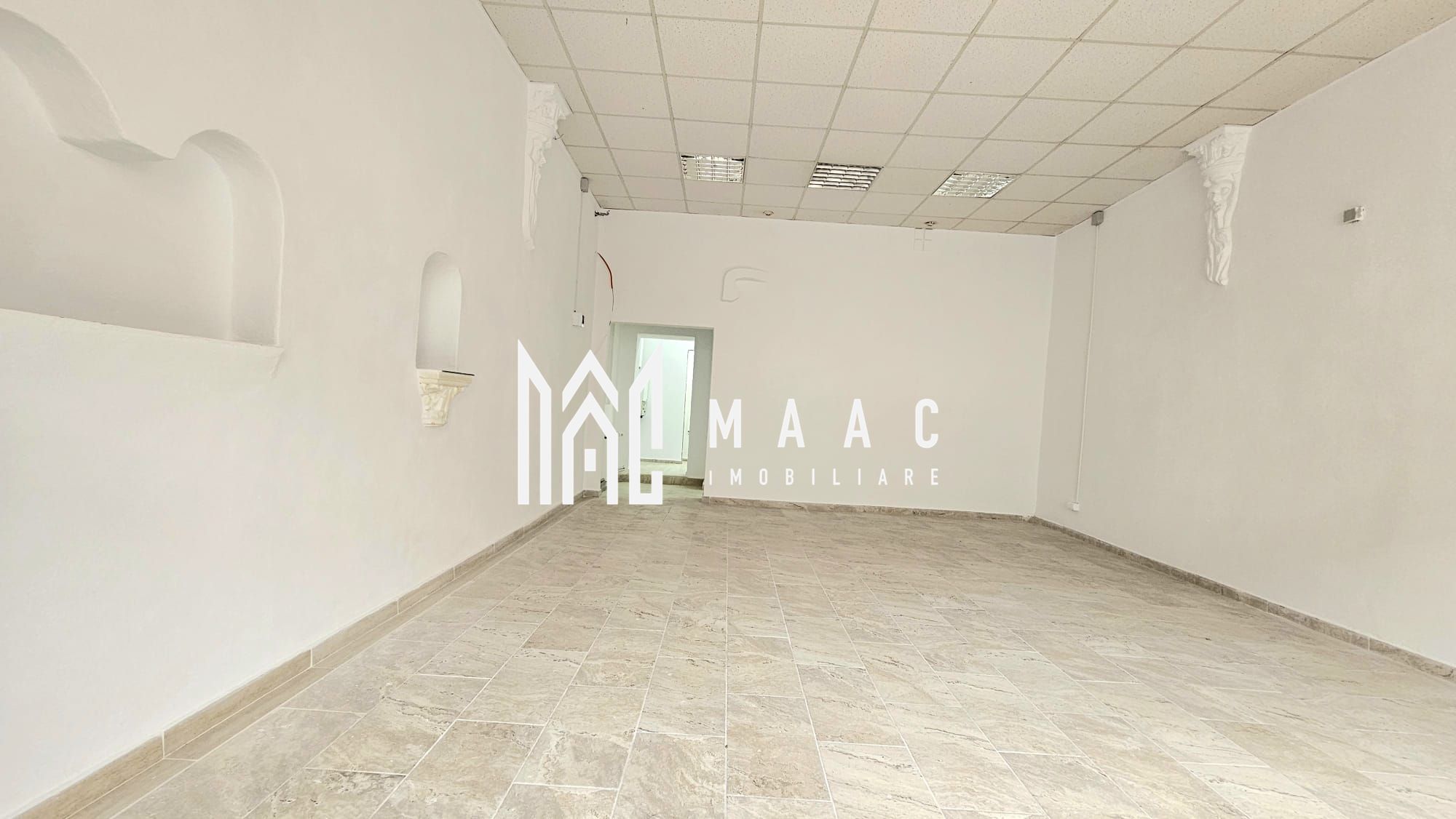 Spatiu Comercial I 58mpu I Vitrina I Vad Pietonal I Central — fotografia 12
