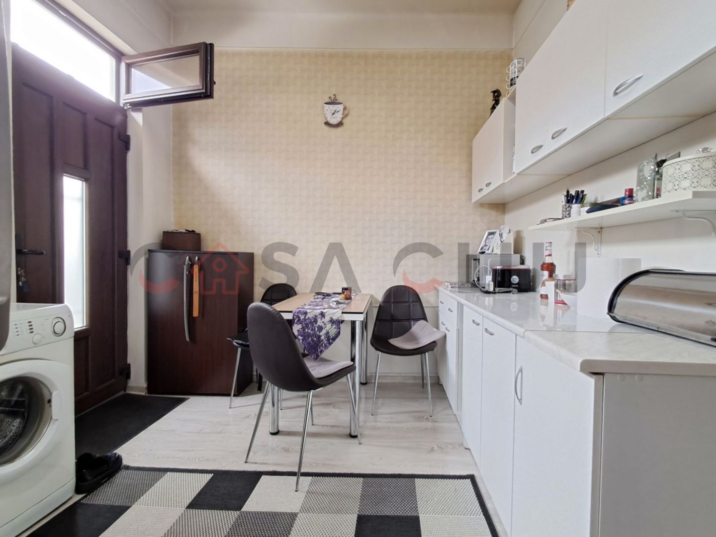 La Curte Comună, Posibilitate, Mansardare!! — fotografia 3