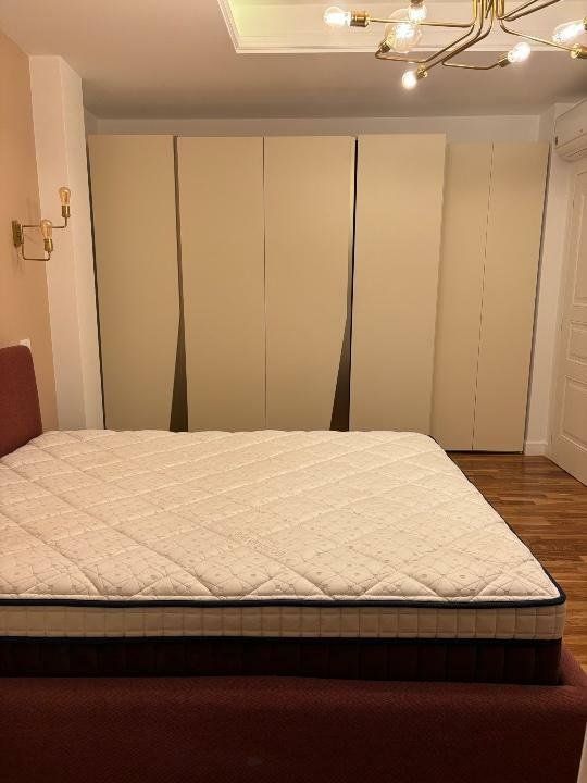 Apt 2 cam Victoriei, design interbelic şi finisaje de lux. — fotografia 4