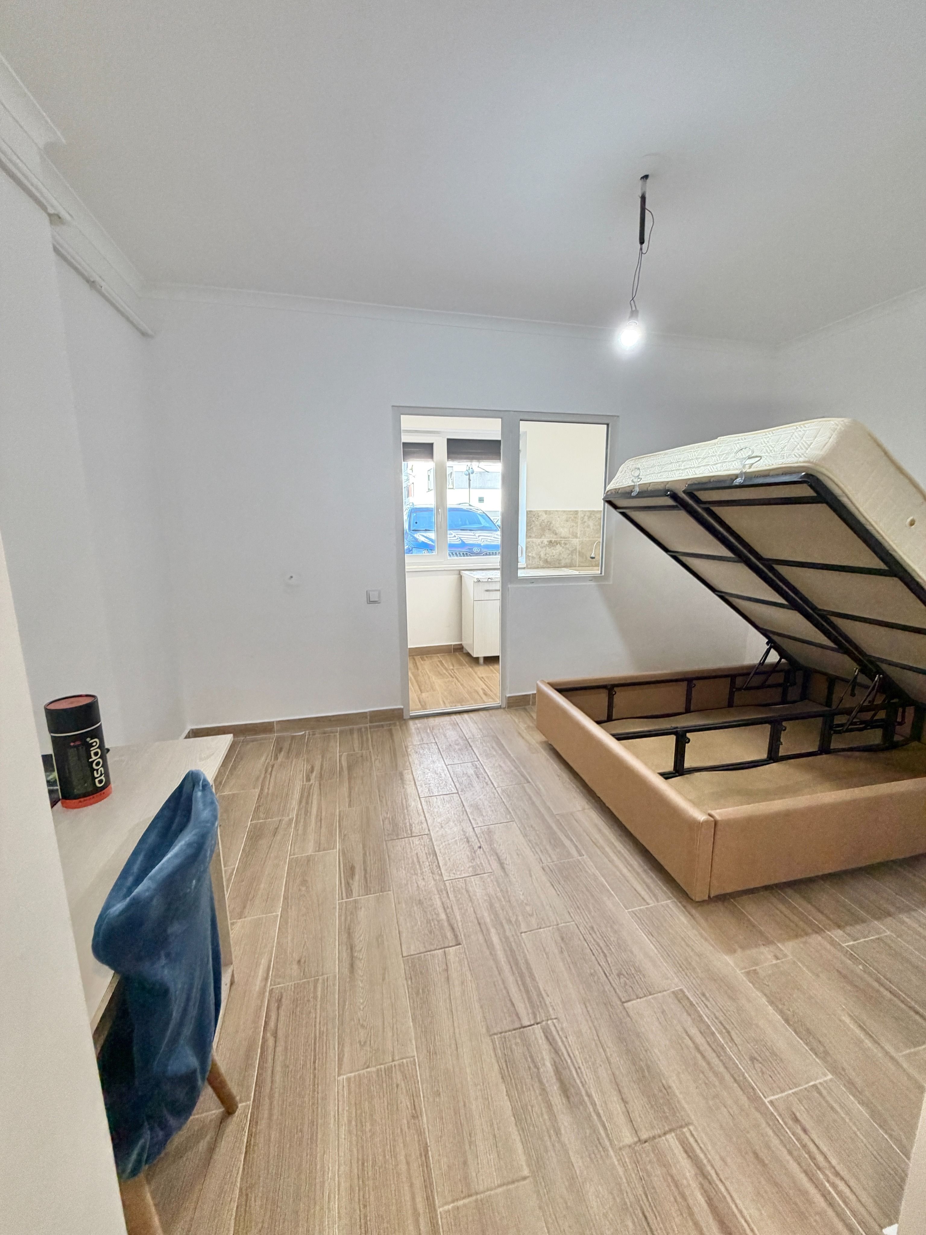 Garsoniera mobilata Militari Residence - Avangarde City - demisol inal — fotografia 5