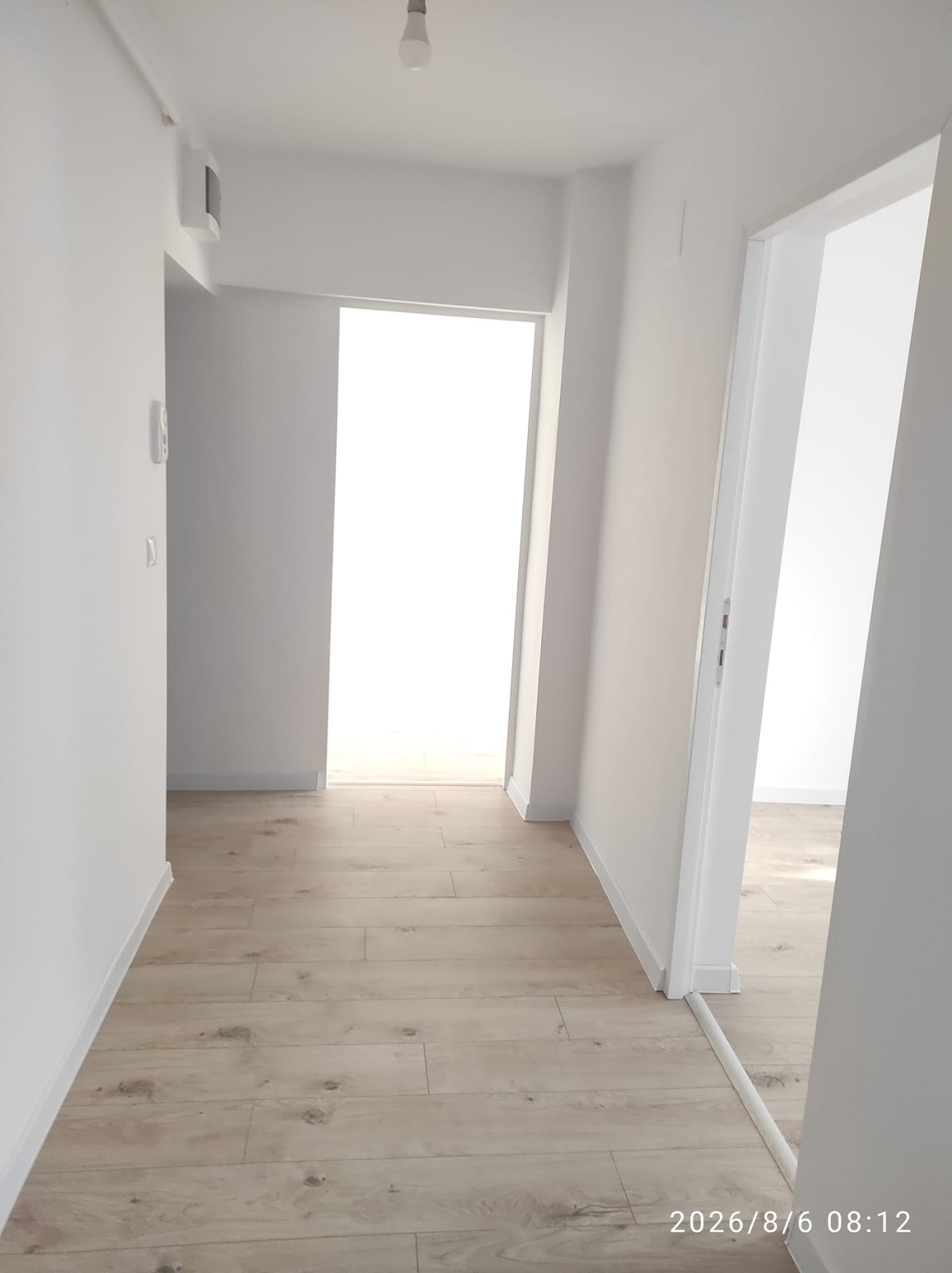 Apartament ultrafinisat, 54 mp, etajul 1 — fotografia 6