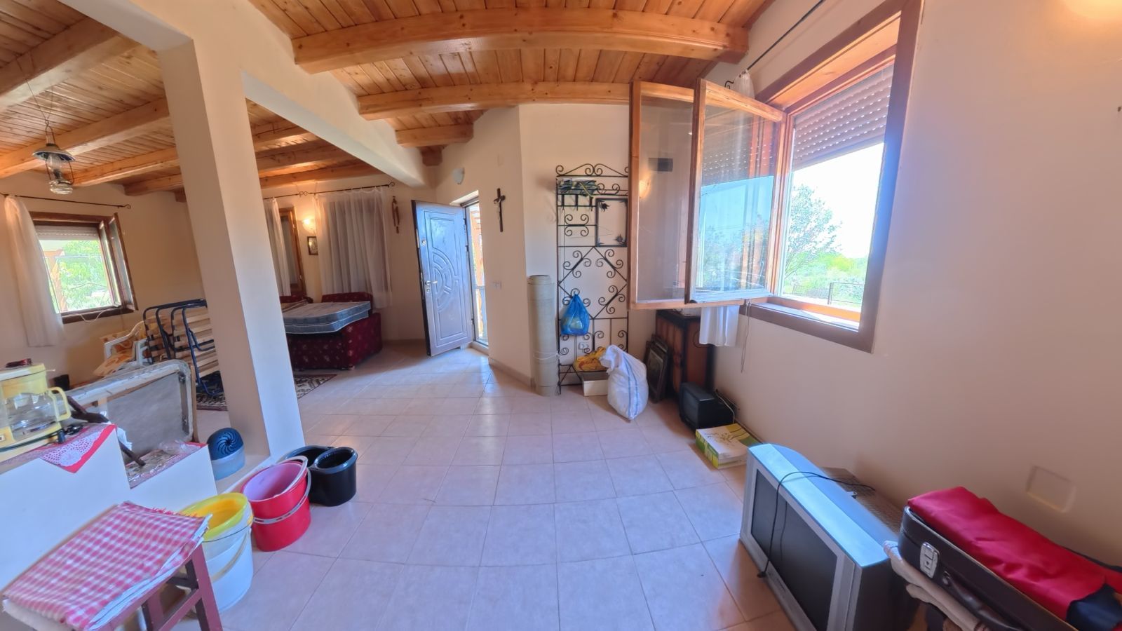 Casă cu 3 dormitoare și teren de 4.836 mp, Viile Satu Mare — fotografia 12