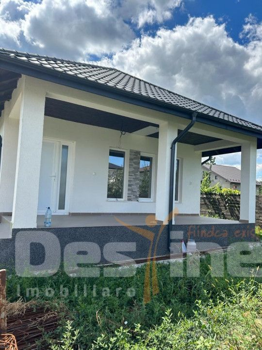 CASA P+POD , VOROVESTI - MIROSLAVA — fotografia 3