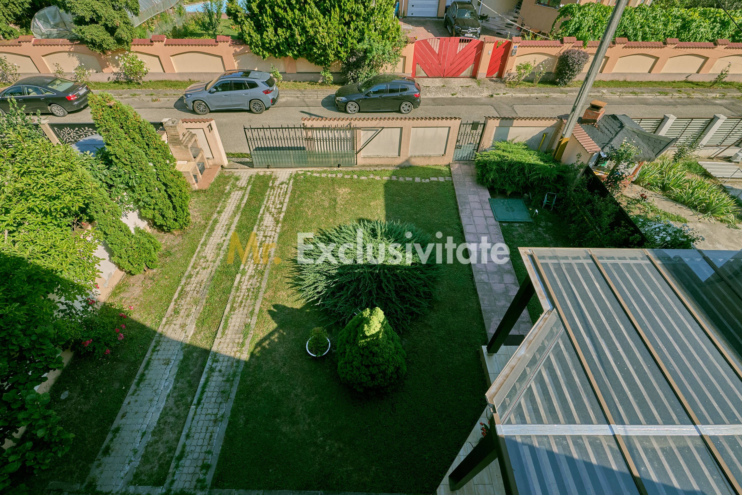 Casa + 305 mp teren curte proprie in zona rezidentiala Gavana — fotografia 15