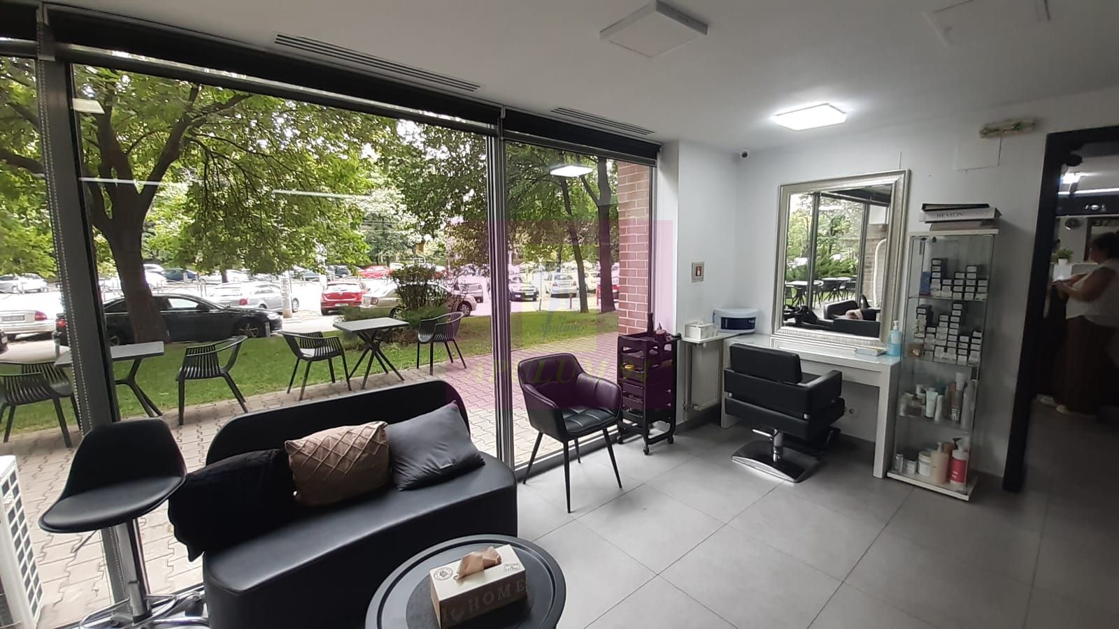 Spatiu Comercial Stradal Șoseaua Colentina zona Teiul Doamnei Suveica — fotografia 2