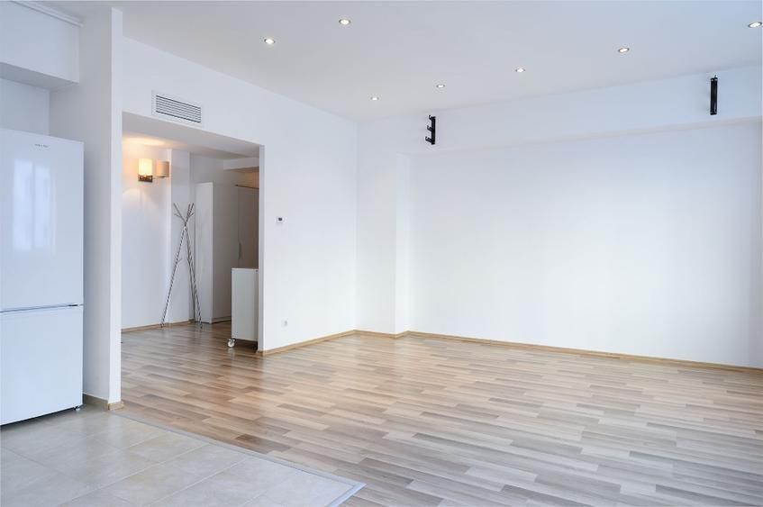 Vanzare Apartament 3 camere Zona Vitan Barzesti — fotografia 5