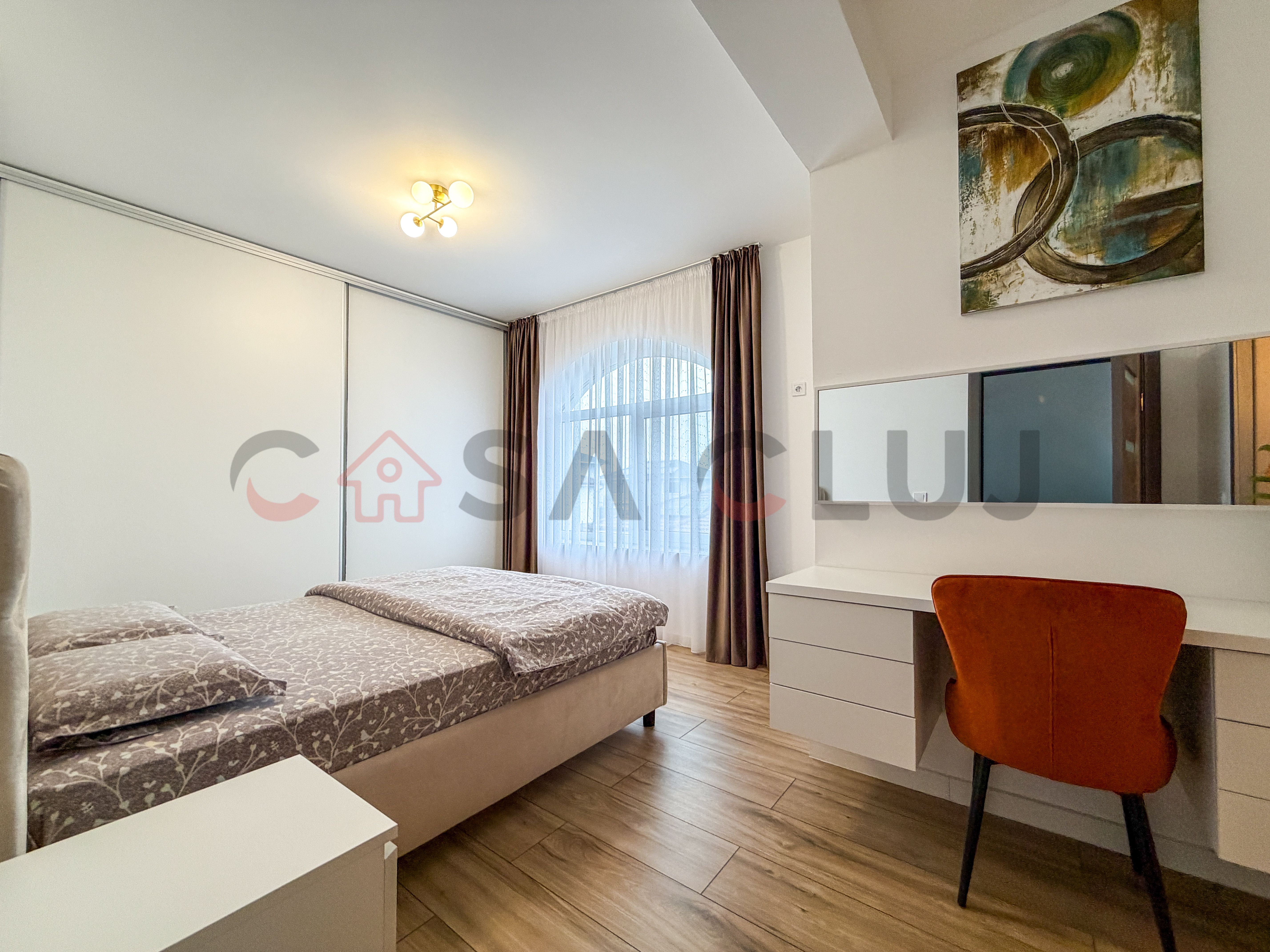 Casa individuala cu teren de 400 mp, Dezmir — fotografia 6